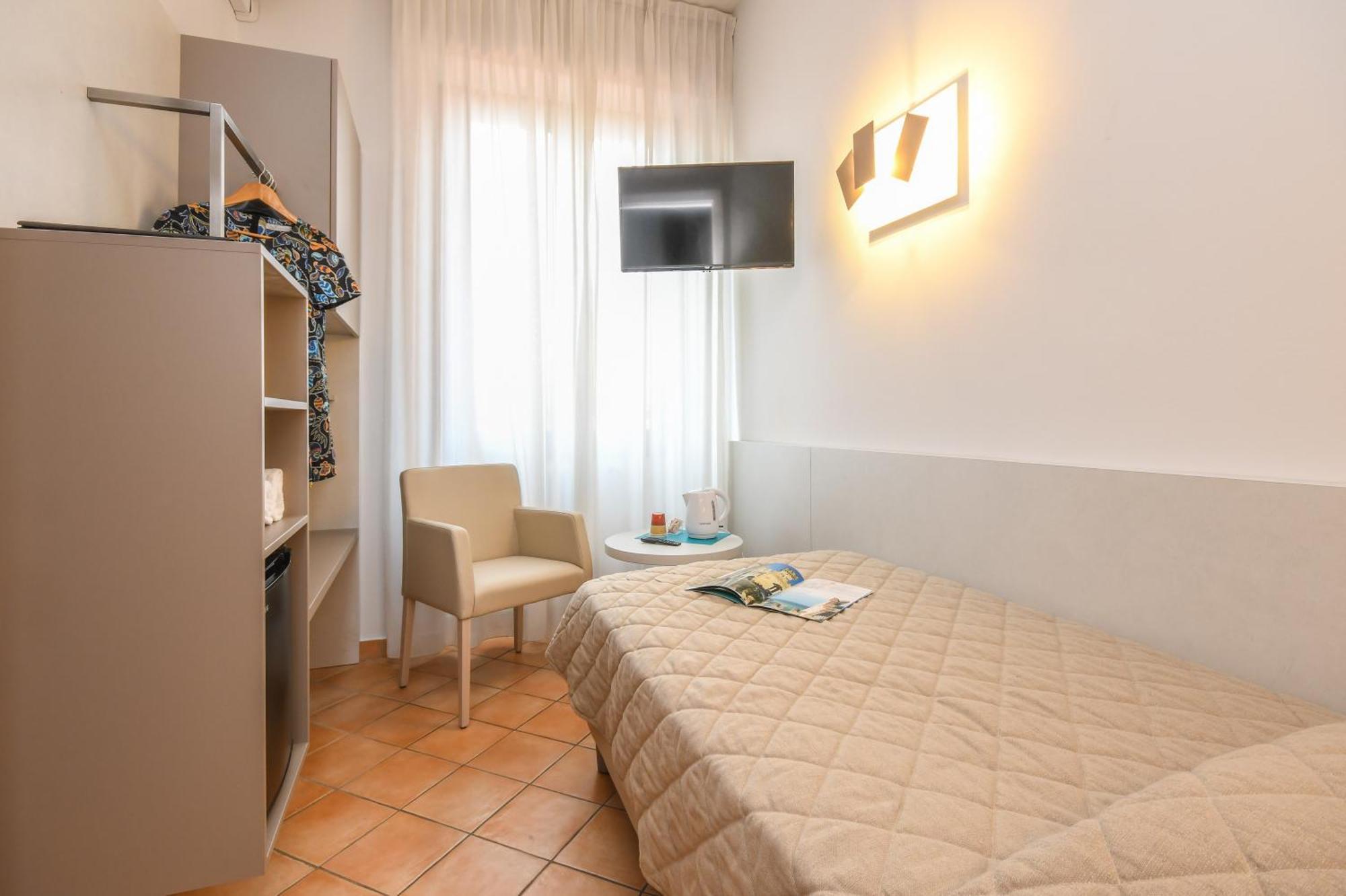 Single Room,1278027964:JPEG