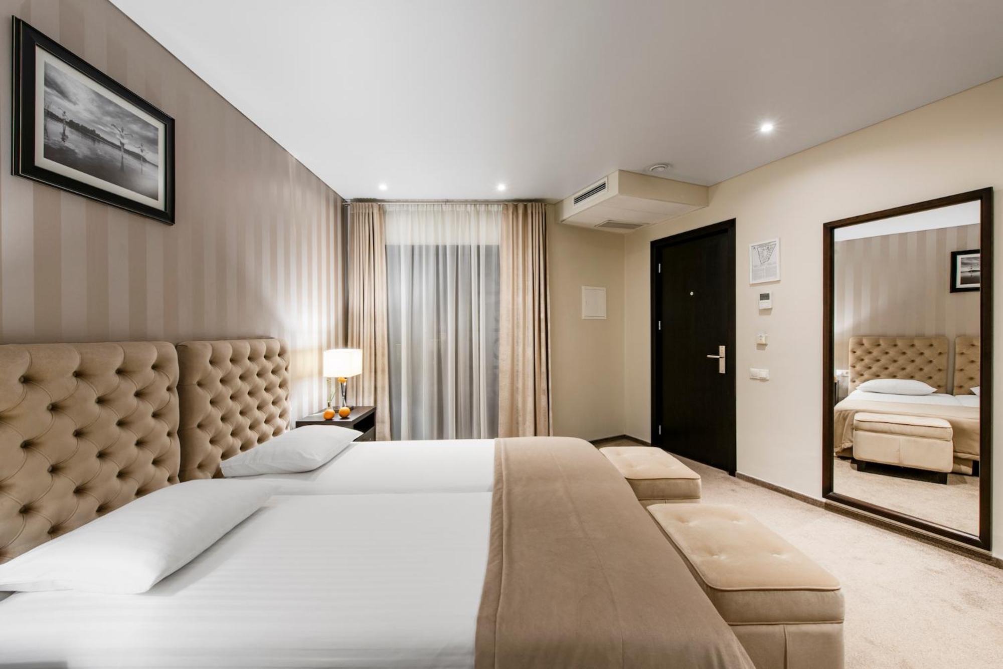 Double Room Inner Window