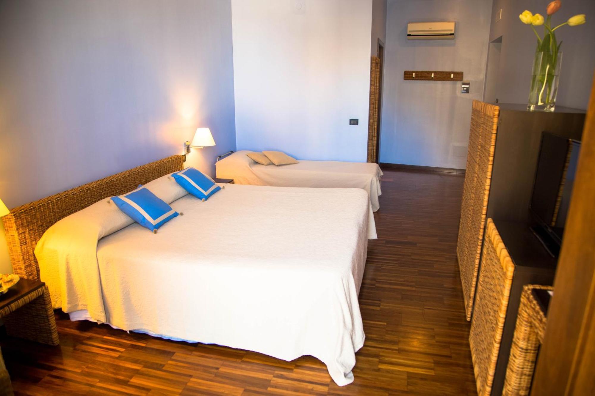 Classic Triple Room