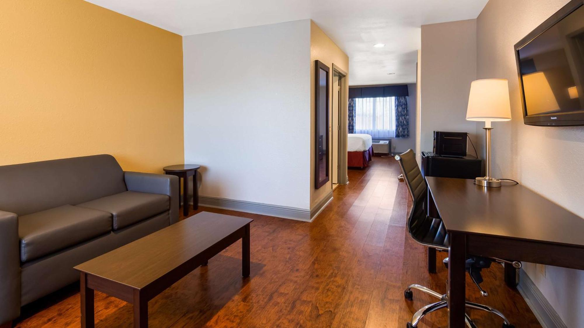 King Suite Living Area