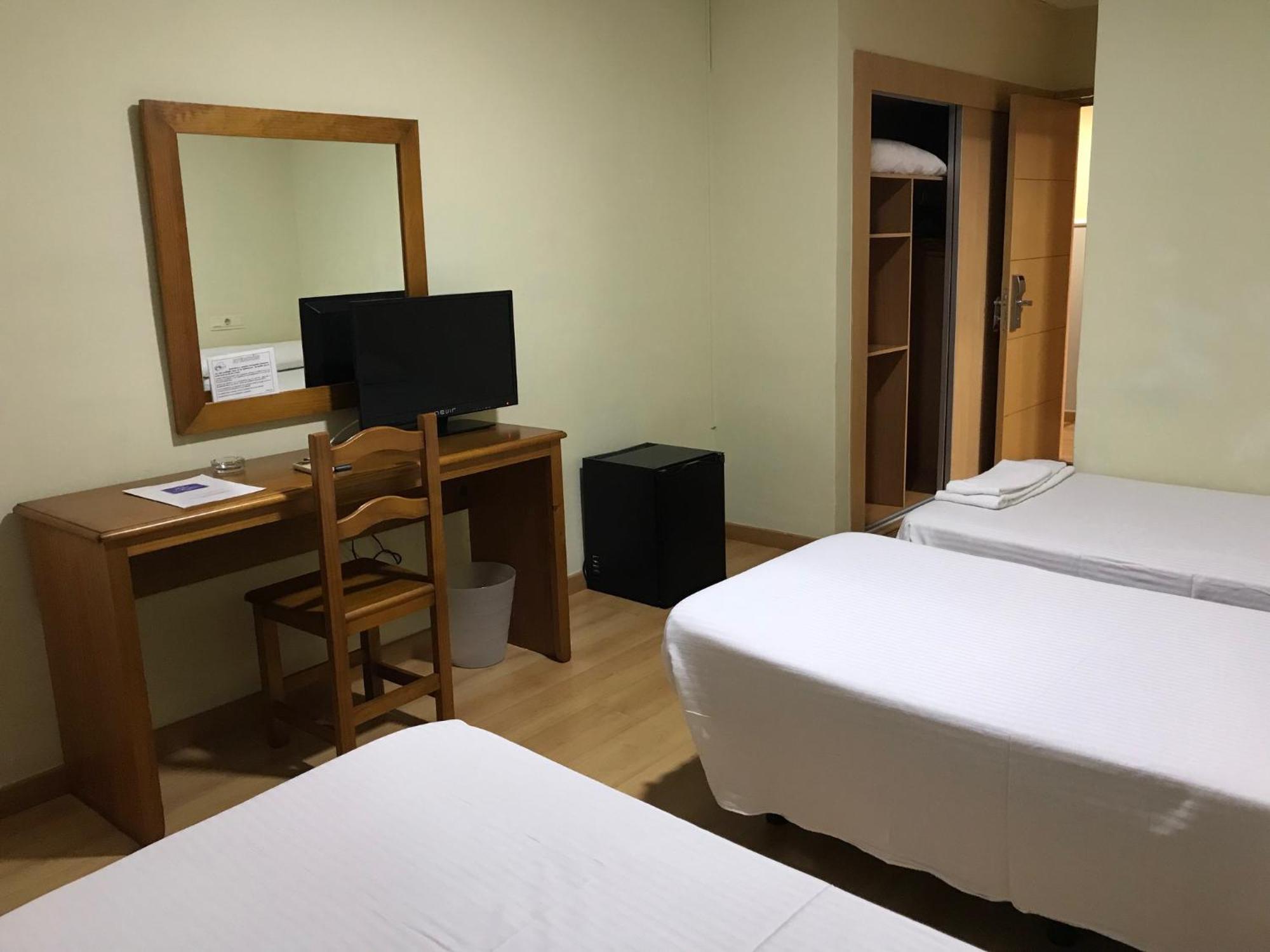 Twin Room with Extra Bed