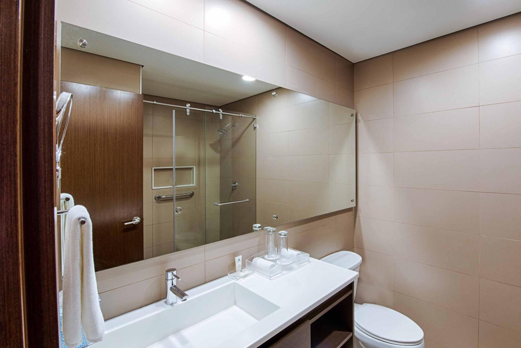 Habitación Doble Premium con 2 camas dobles