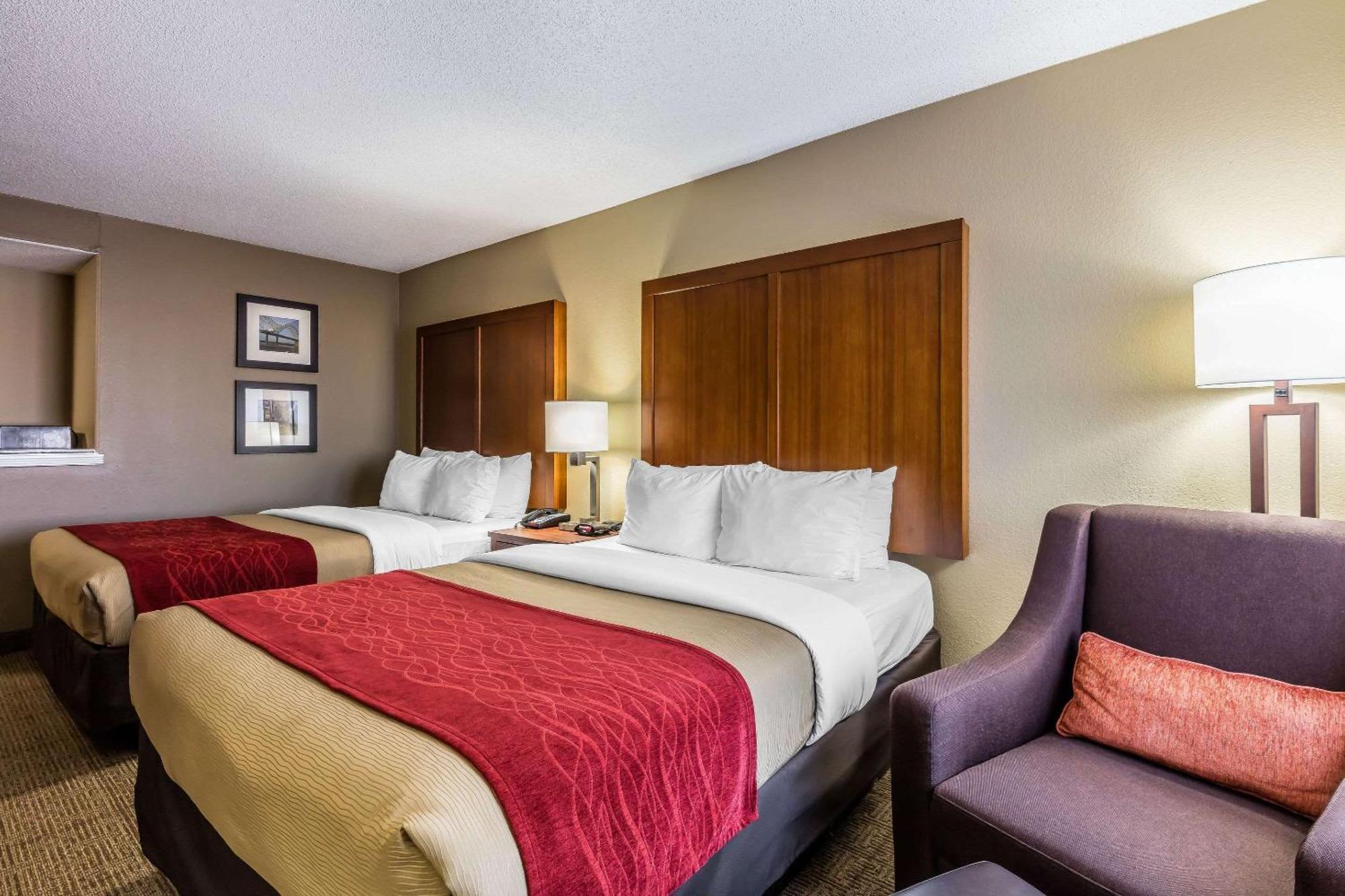 Queen Room with Two Queen Beds - Mobility Accessible - Non-Smoking