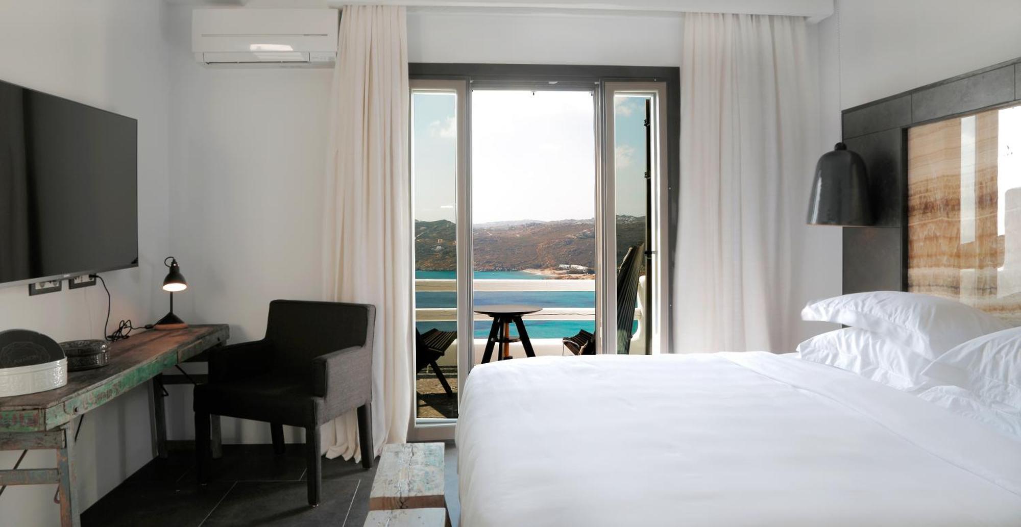 Pure sea view room