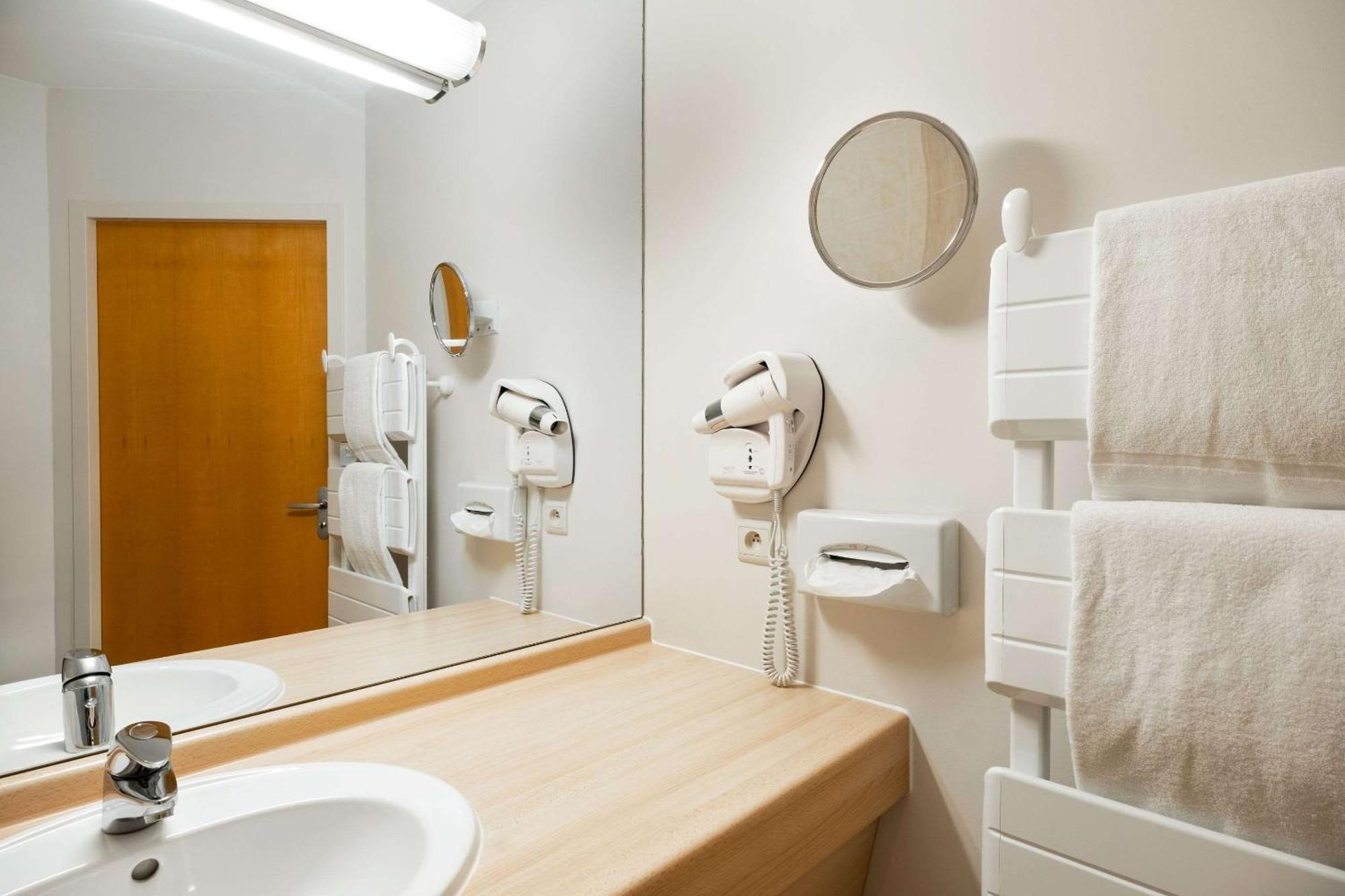 Quadruple Room,1279241797:JPEG