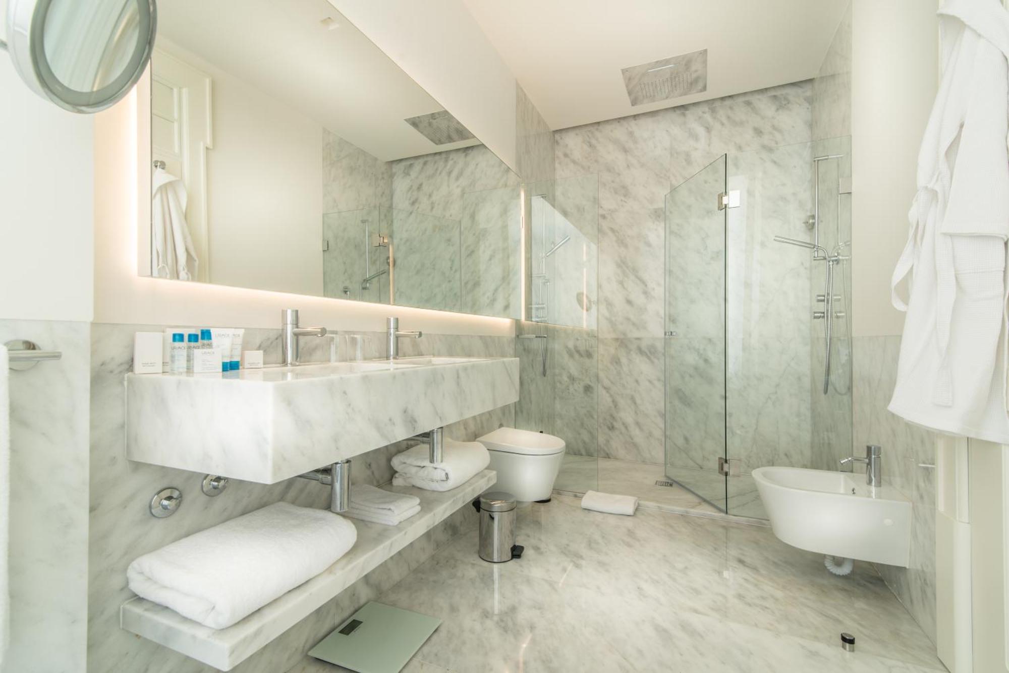 Premium Double or Twin Room City View