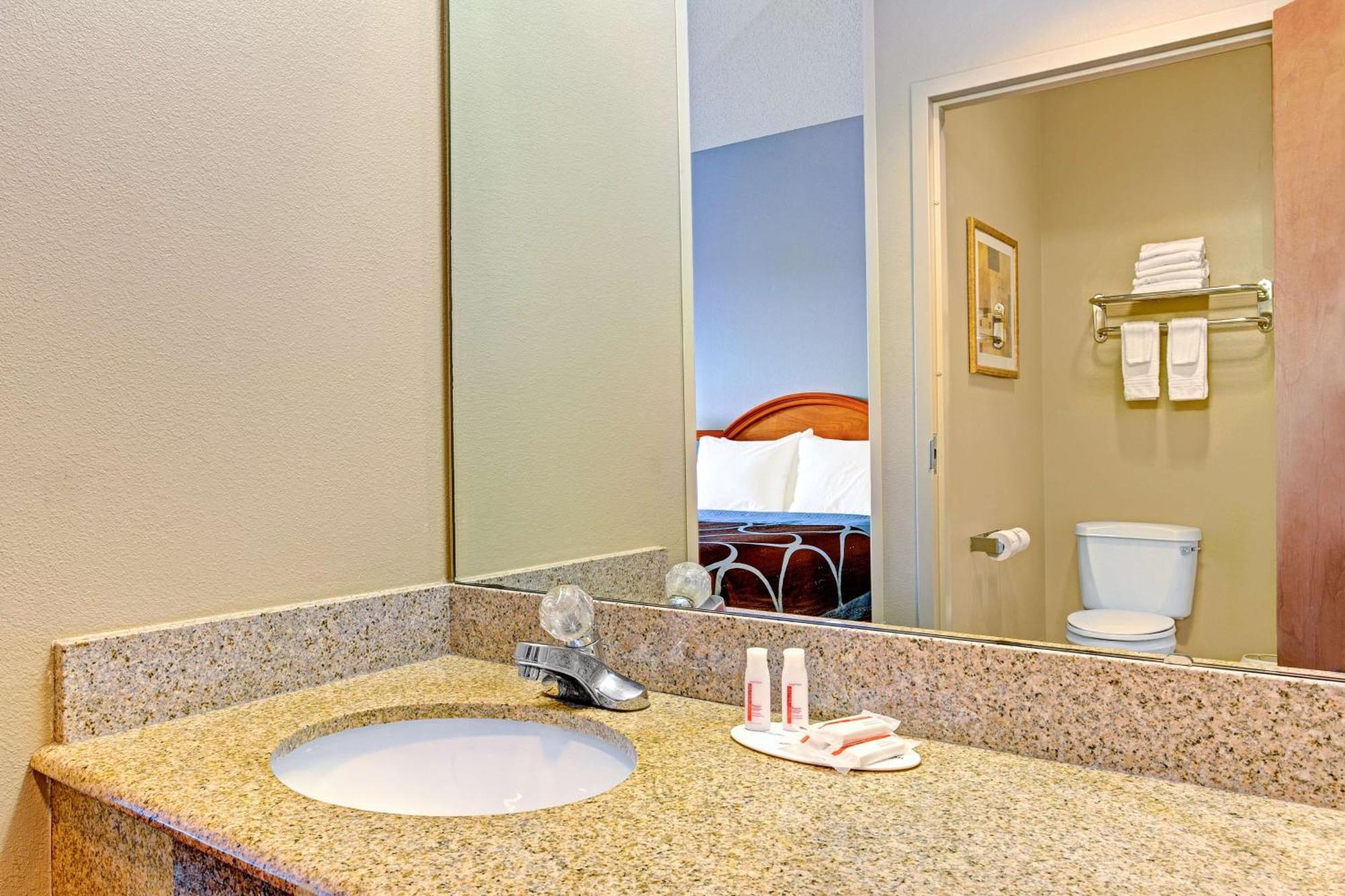 Double Room Two Double Beds Non-Smoking
