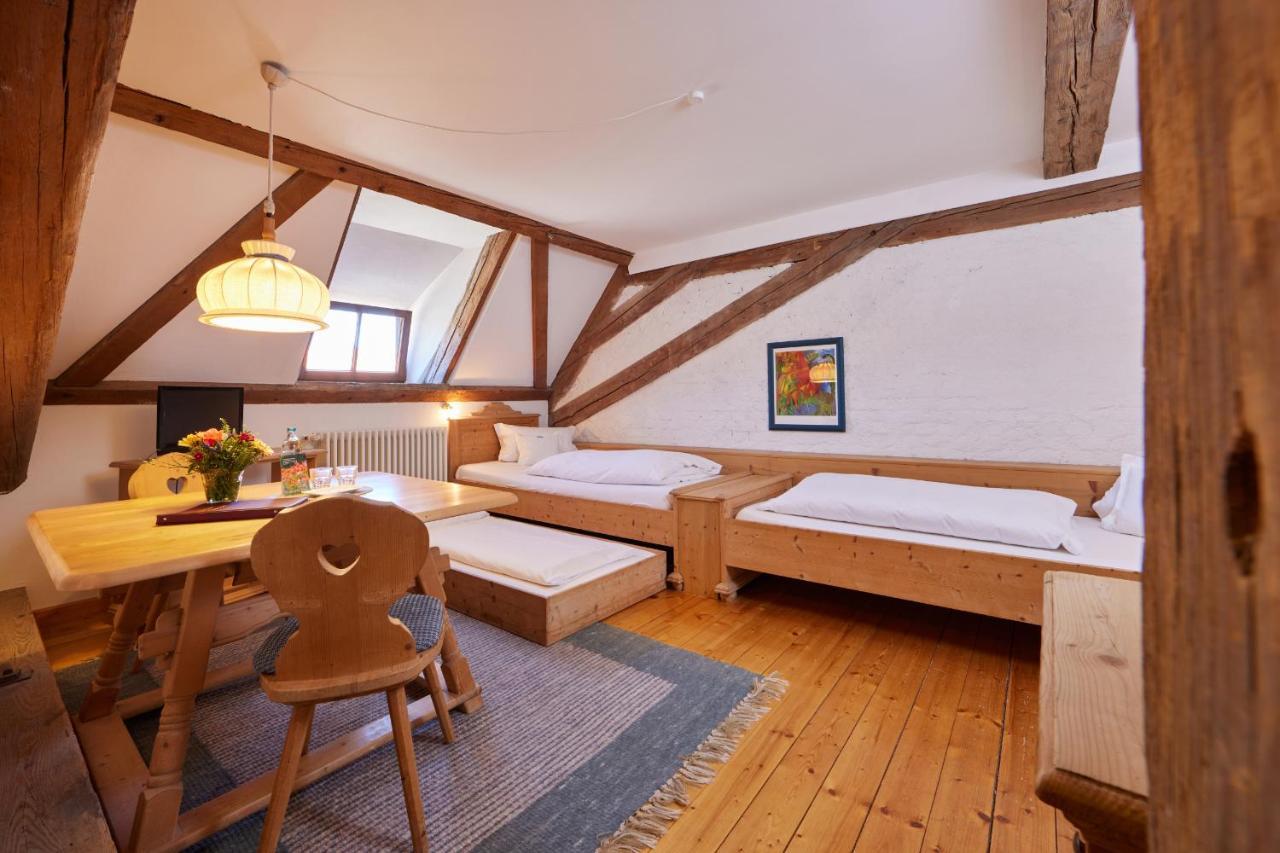 Dreibettzimmer