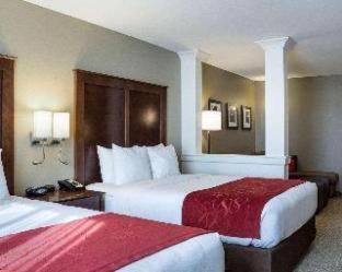Queen Suite Two Queen Beds Non-Smoking