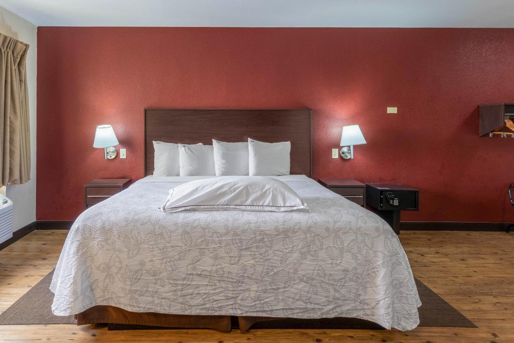 Superior King Room Disability Access Smoke Free