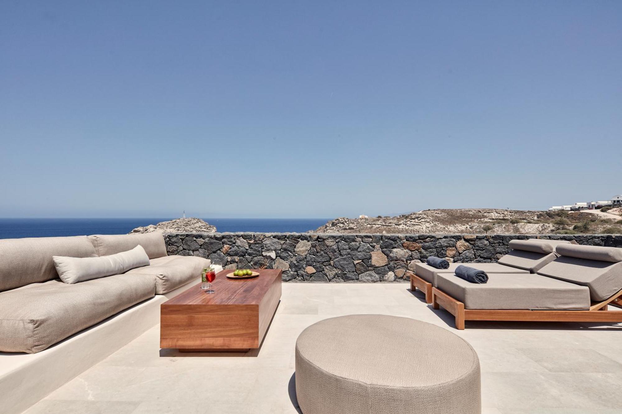 Deluxe Suite Plunge Pool