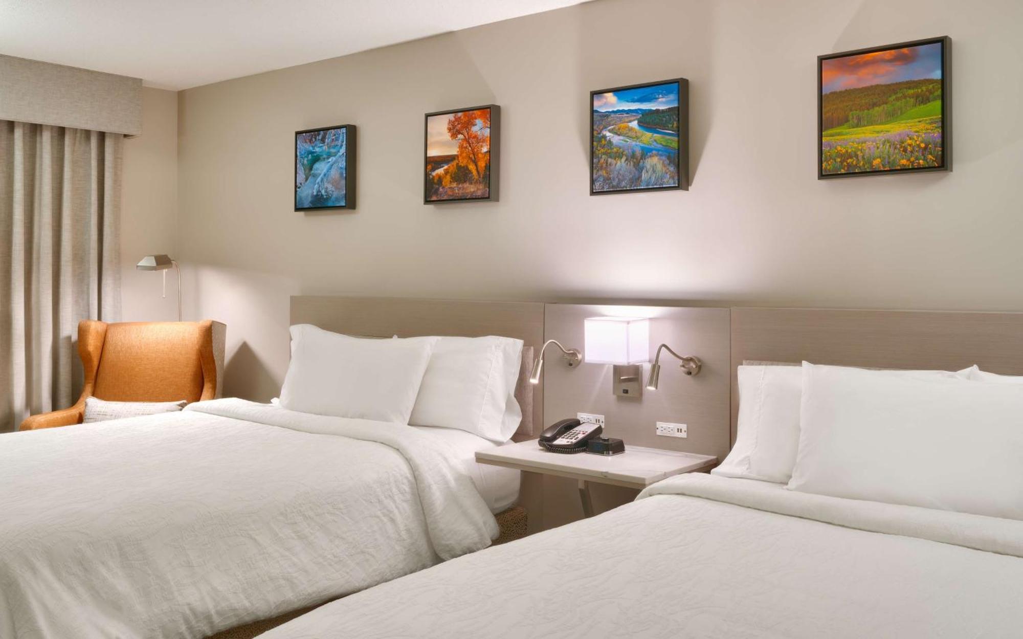 Room with Two Queen Beds - Non-Smoking