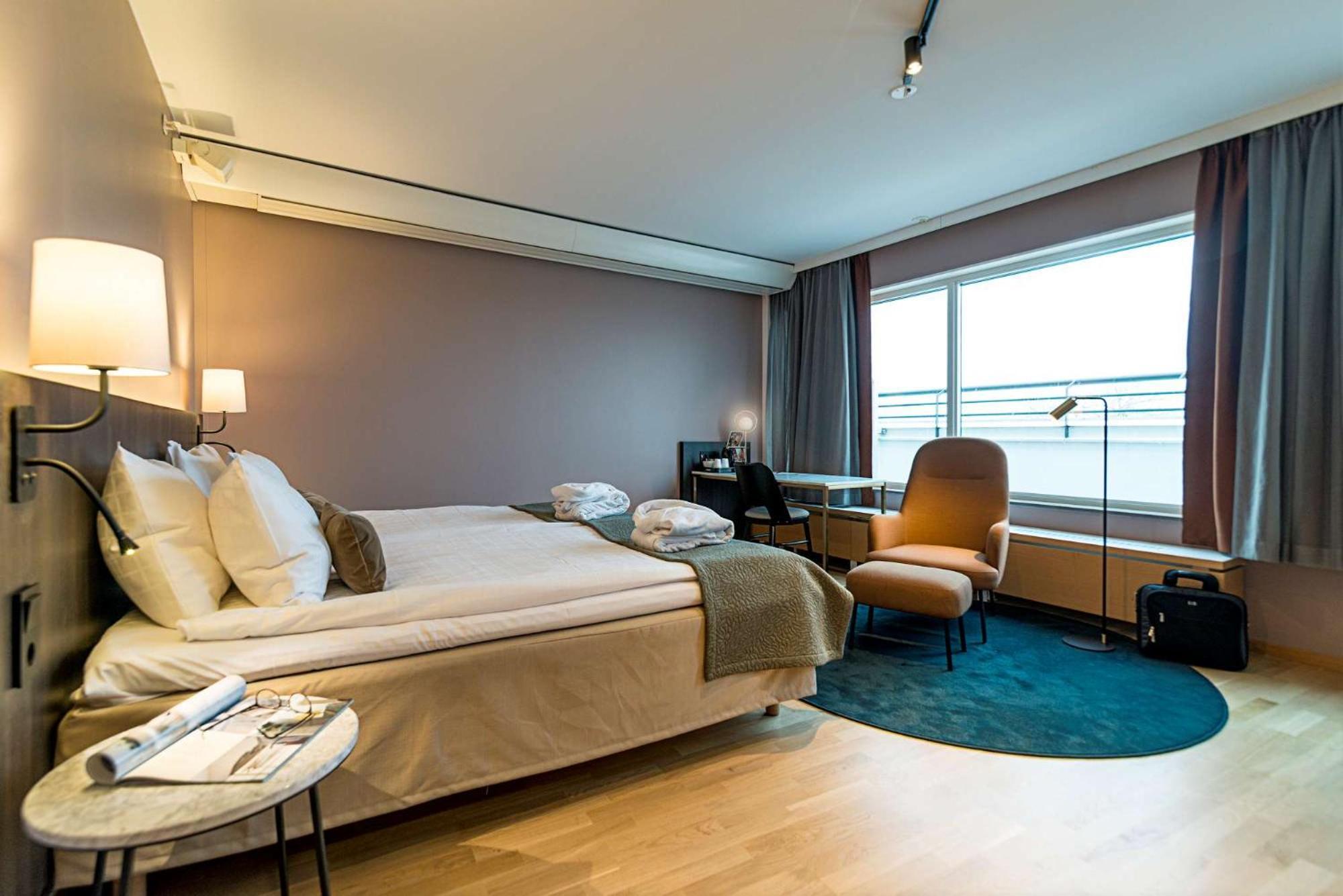 Superior King Room