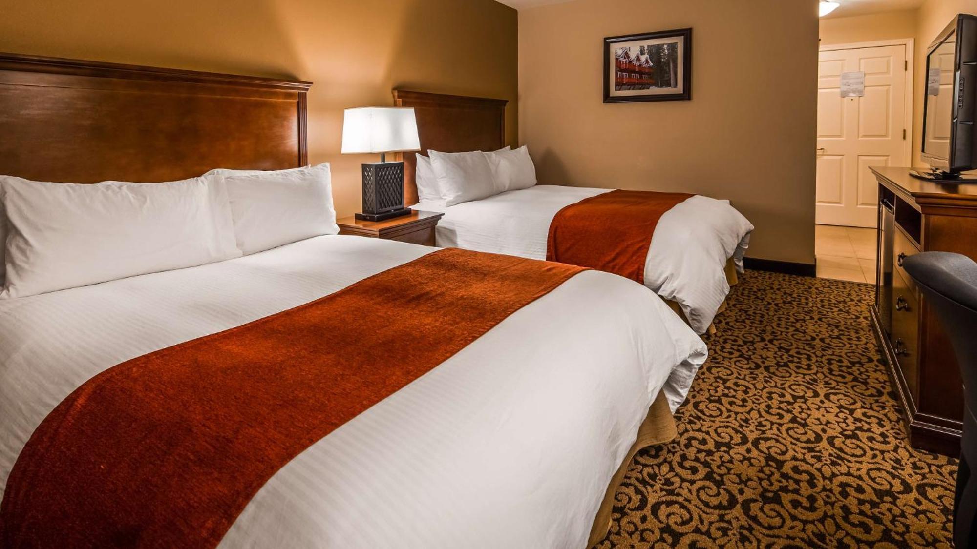 Queen Room Two Queen Beds Non-Smoking