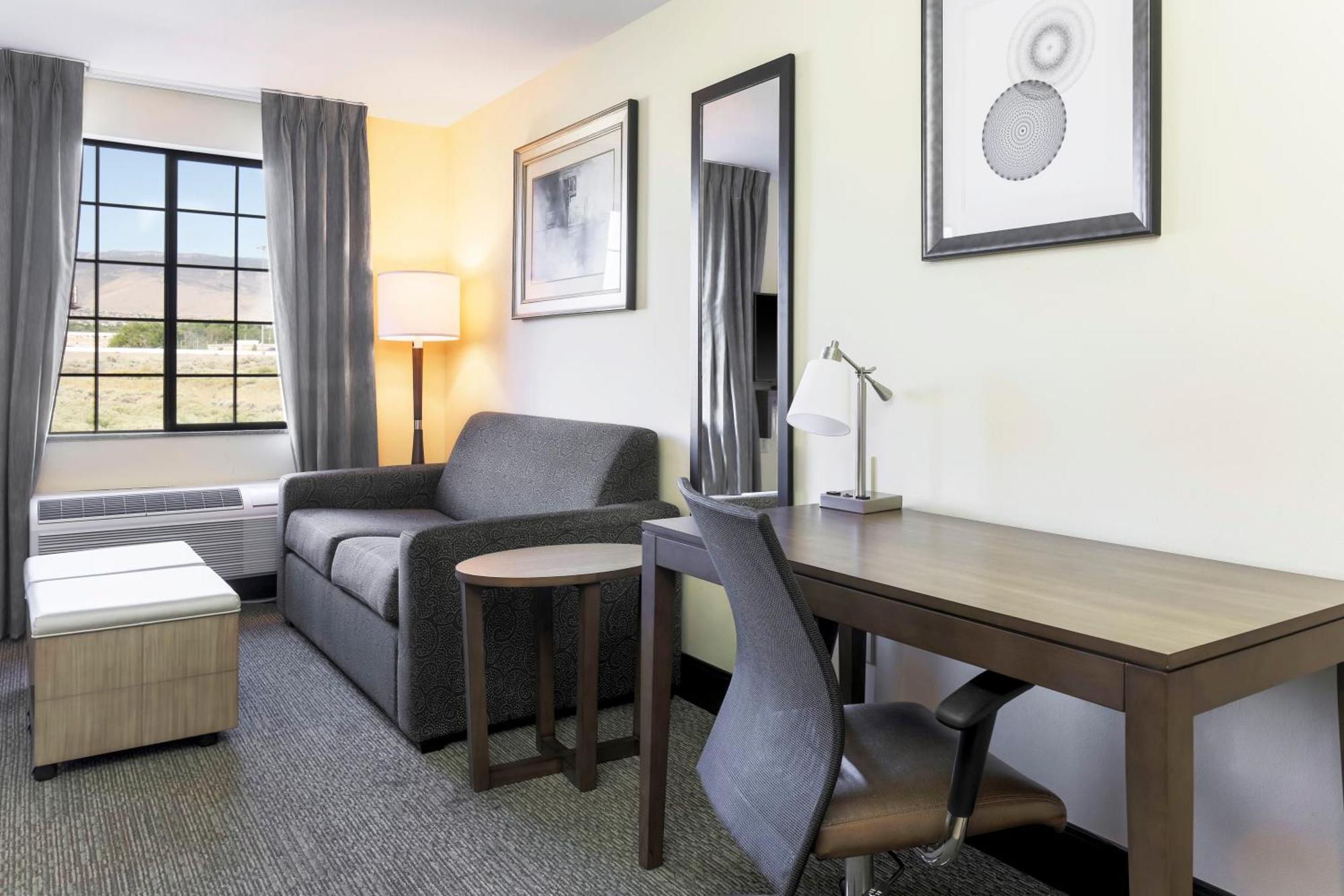 King Studio Suite