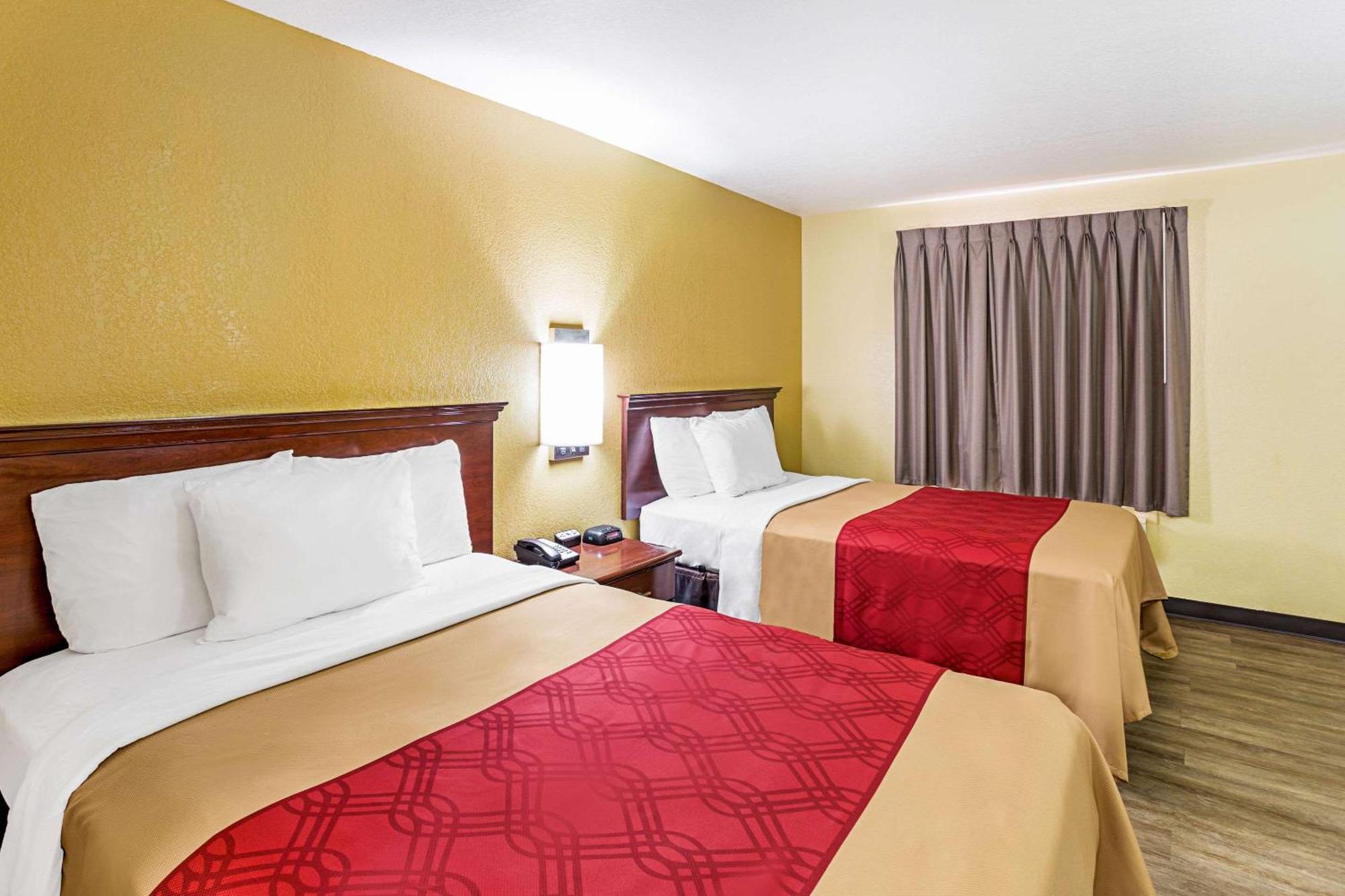 Double Room with Two Double Beds - Non-Smoking
