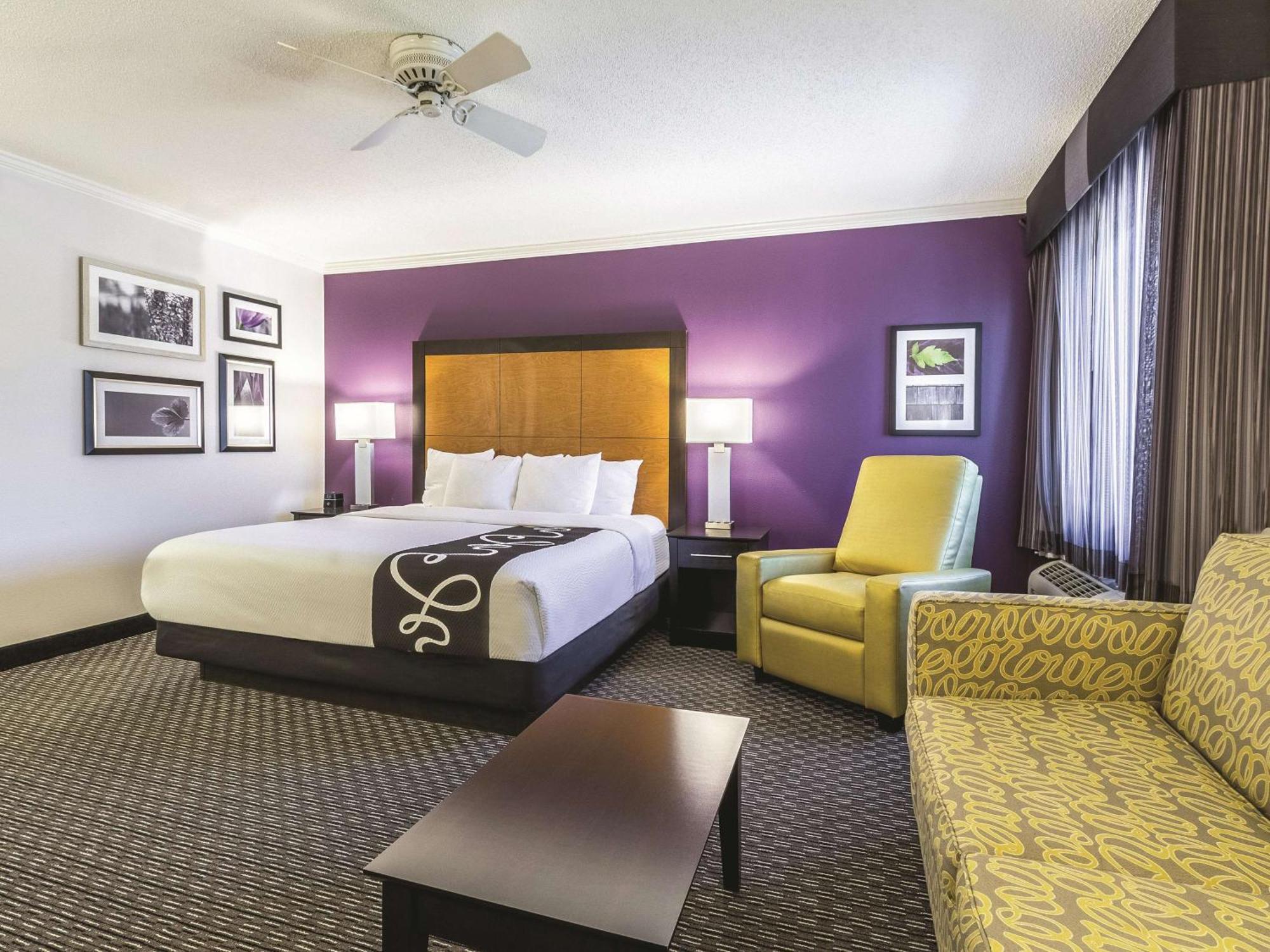 Executive King Room