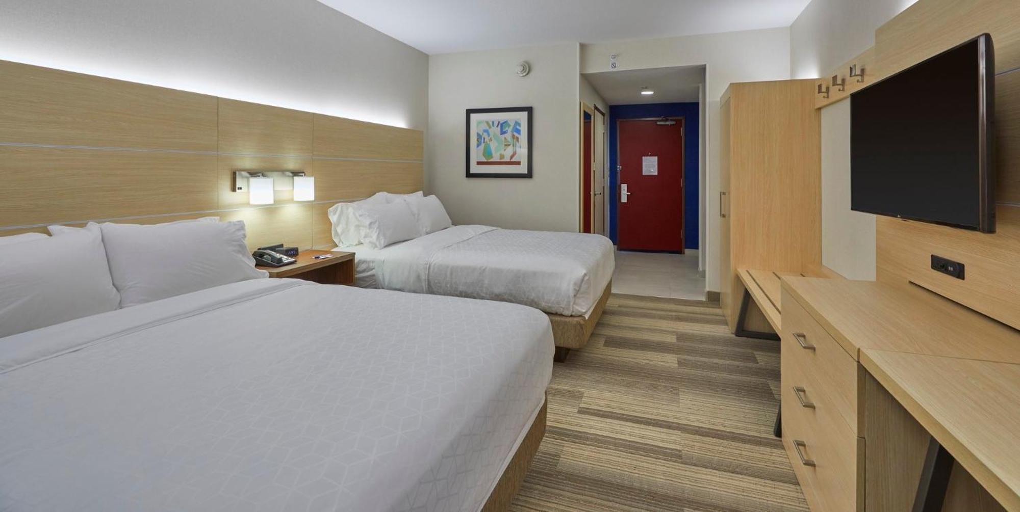 Standard Room Two Queen Beds