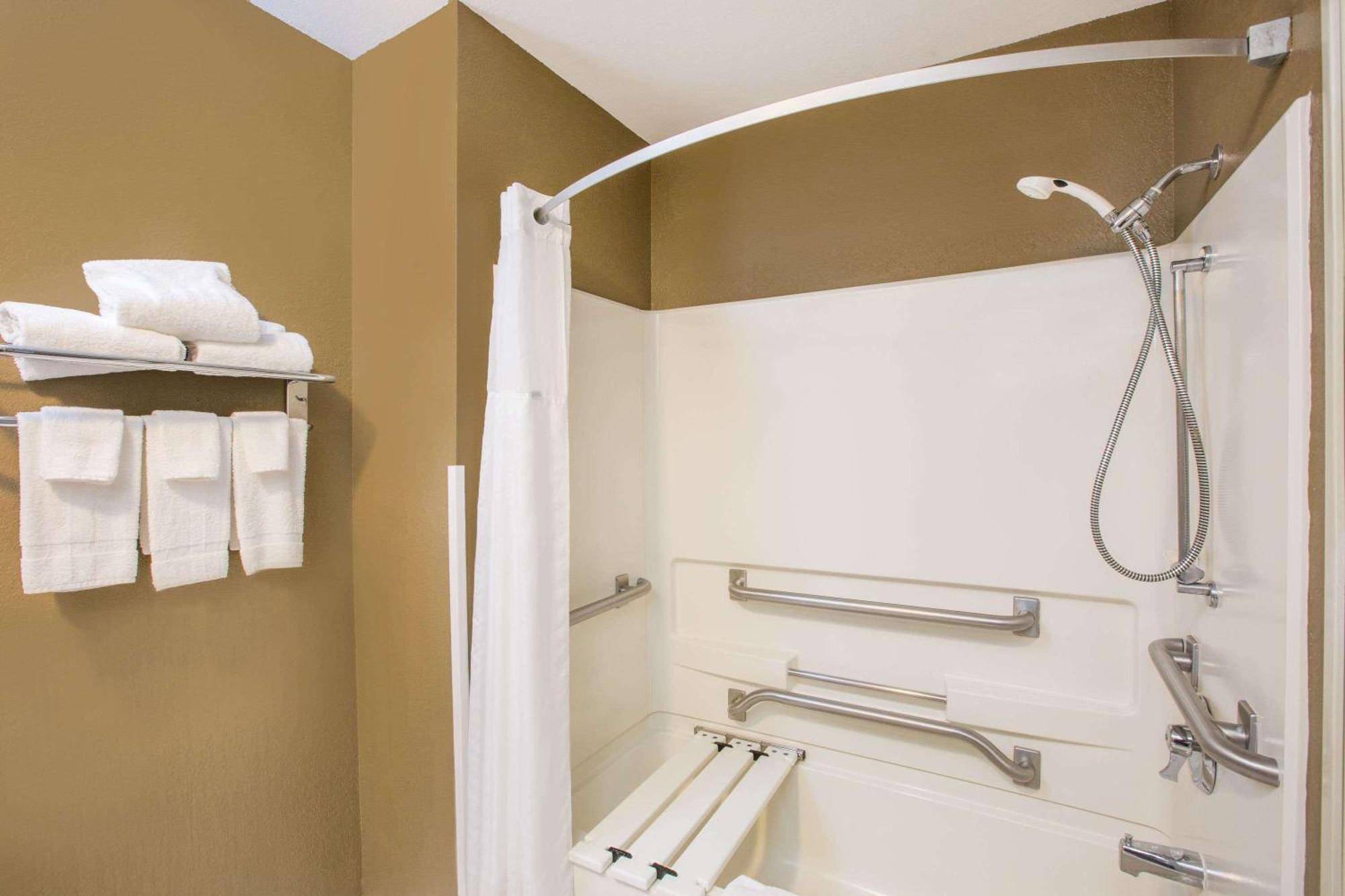 Queen Room Mobility Access or Non-Smoking