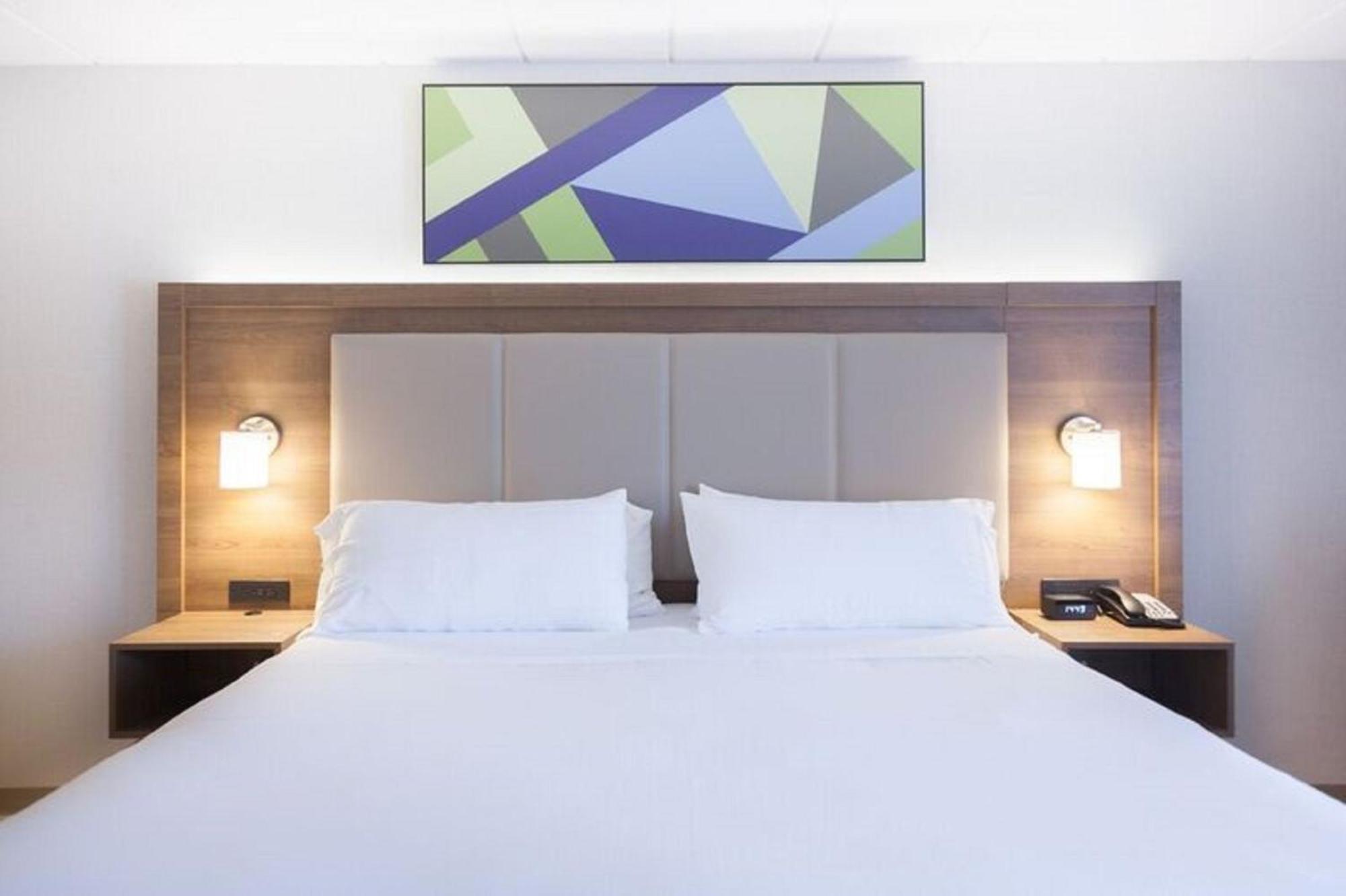 King Suite with Sofa Bed