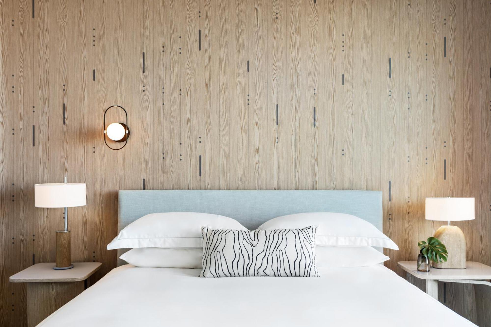 Essential Room