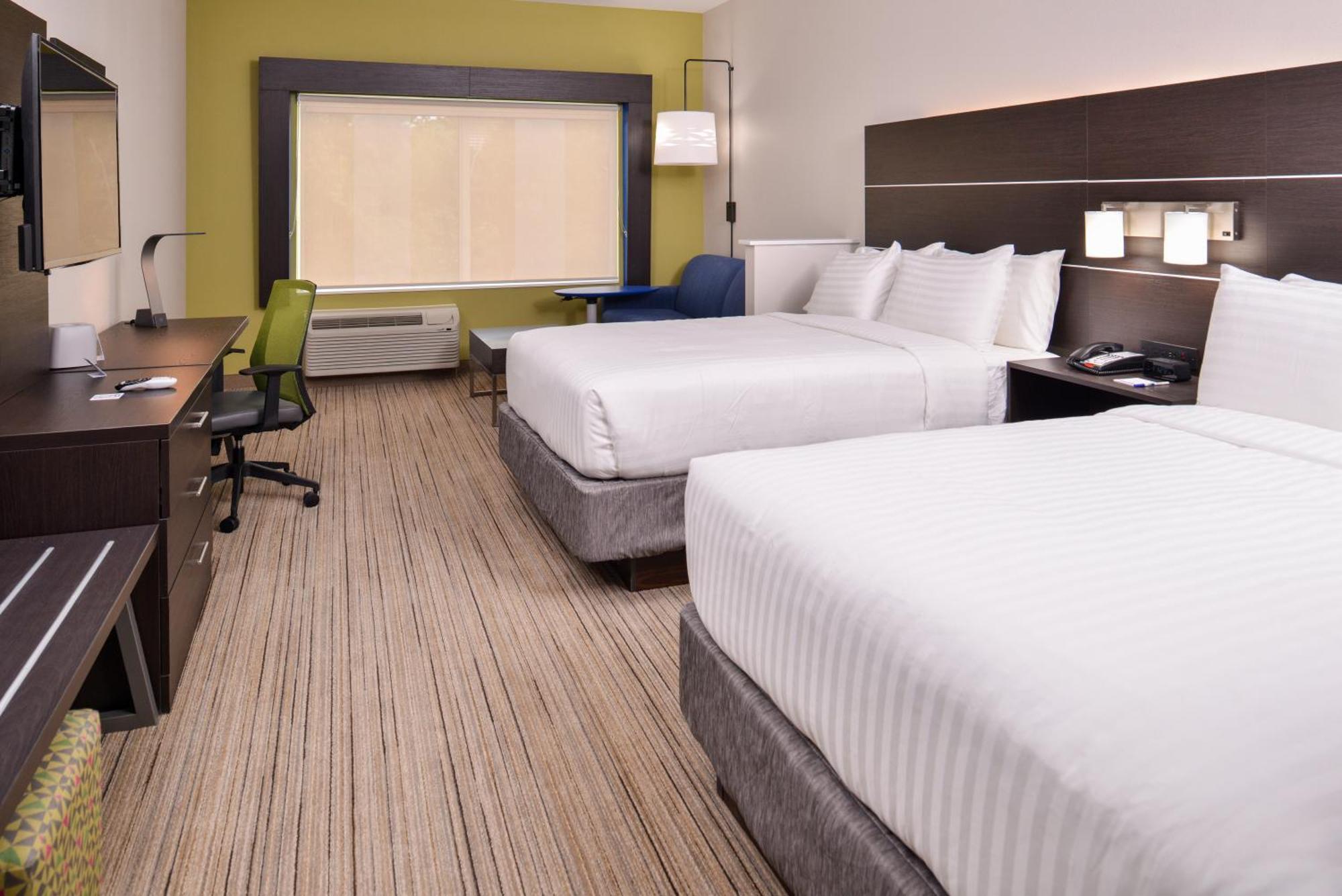 Queen Suite with Two Queen Beds and Sofa Bed