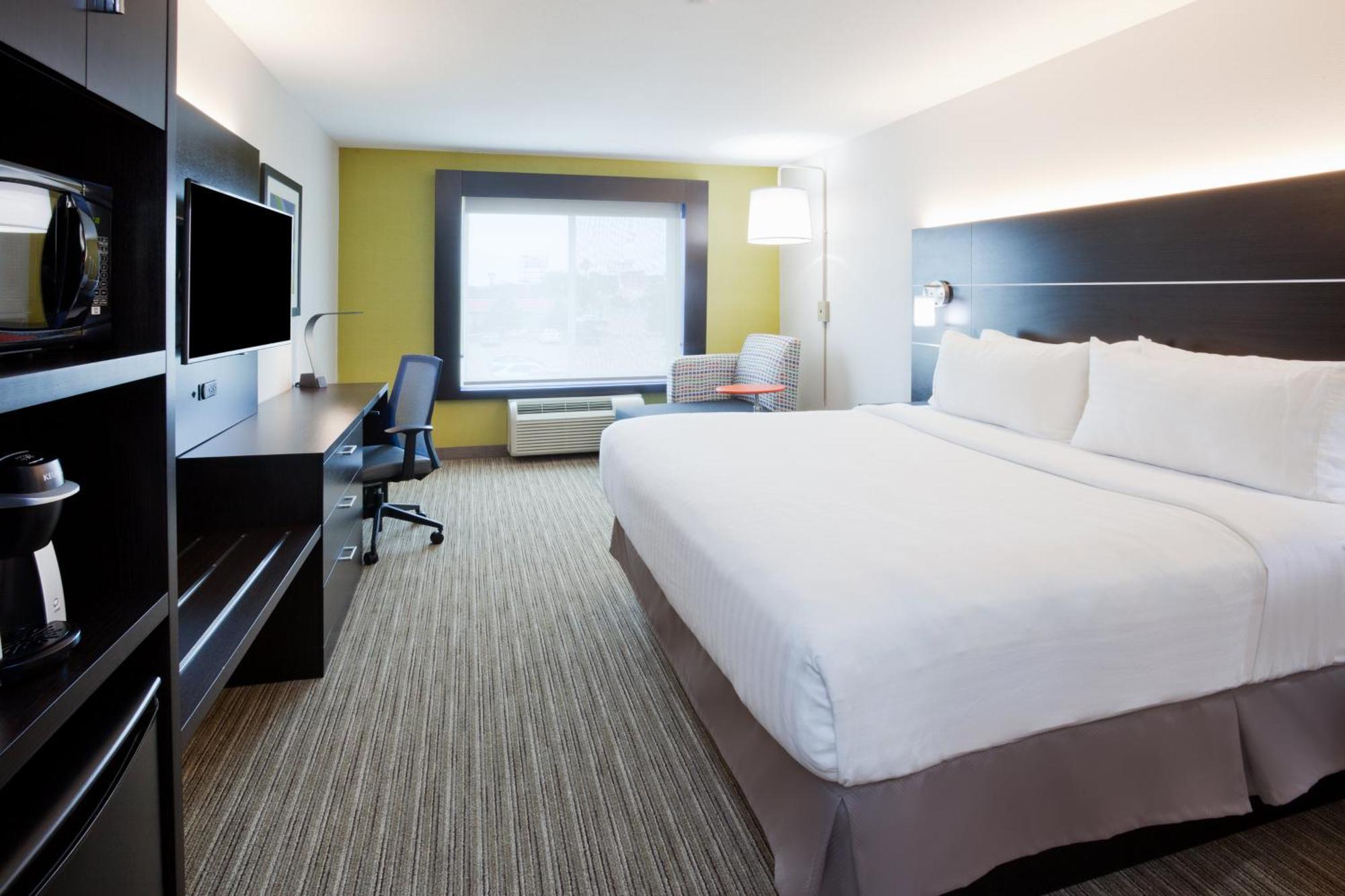 Standard King Room