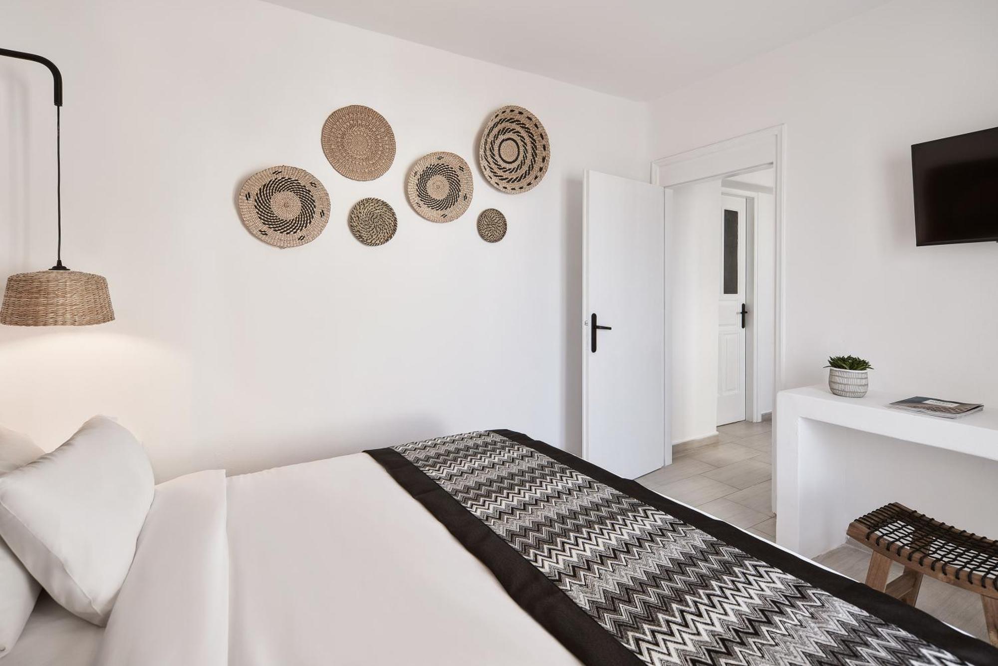 Friends & Family Suite Surrounding View