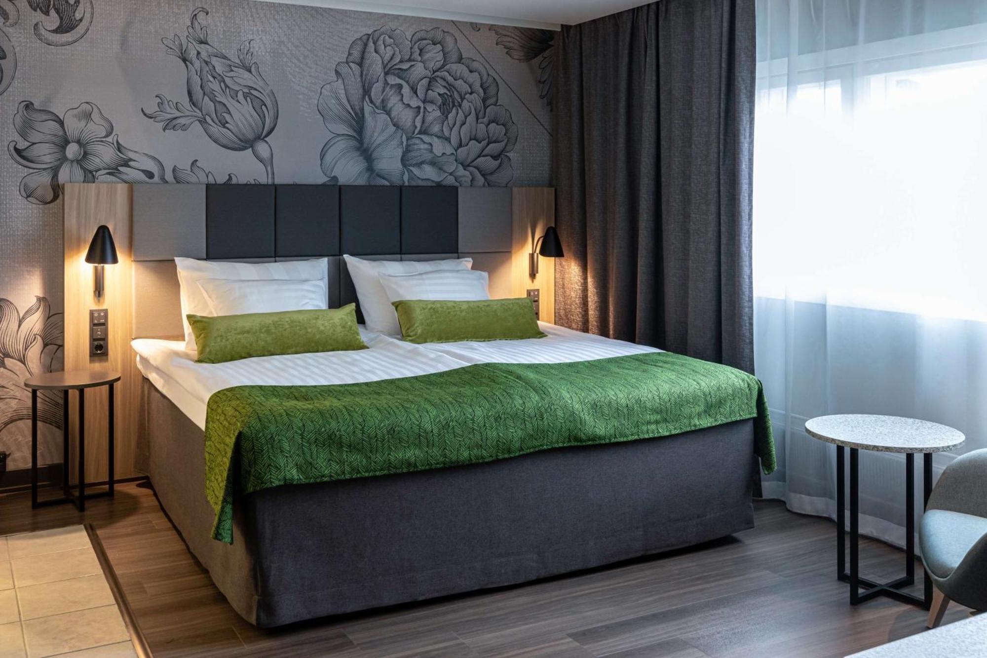 King Room,1649884303:JPEG