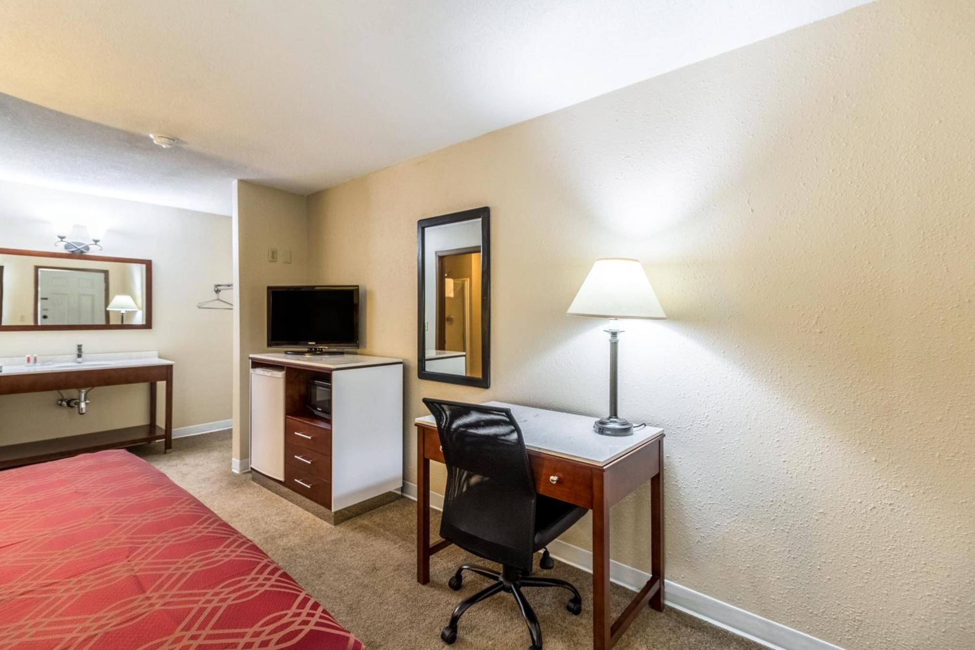 King Room - Non-Smoking