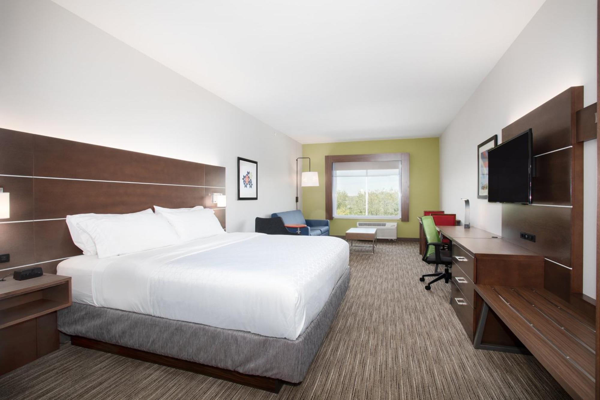 King Suite with Sofa Bed