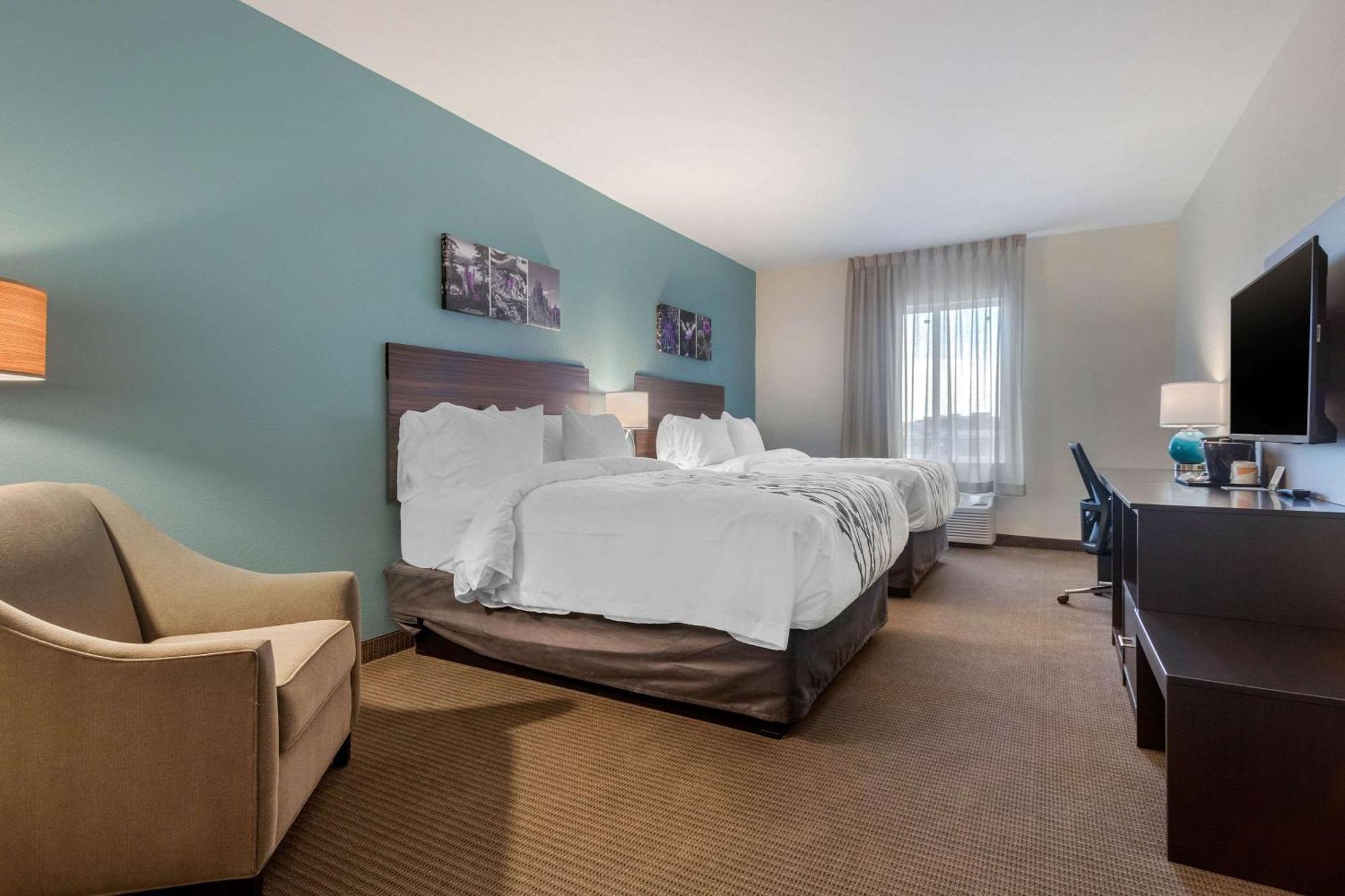 Queen Room with Two Queen Beds - Accessible/Non-Smoking