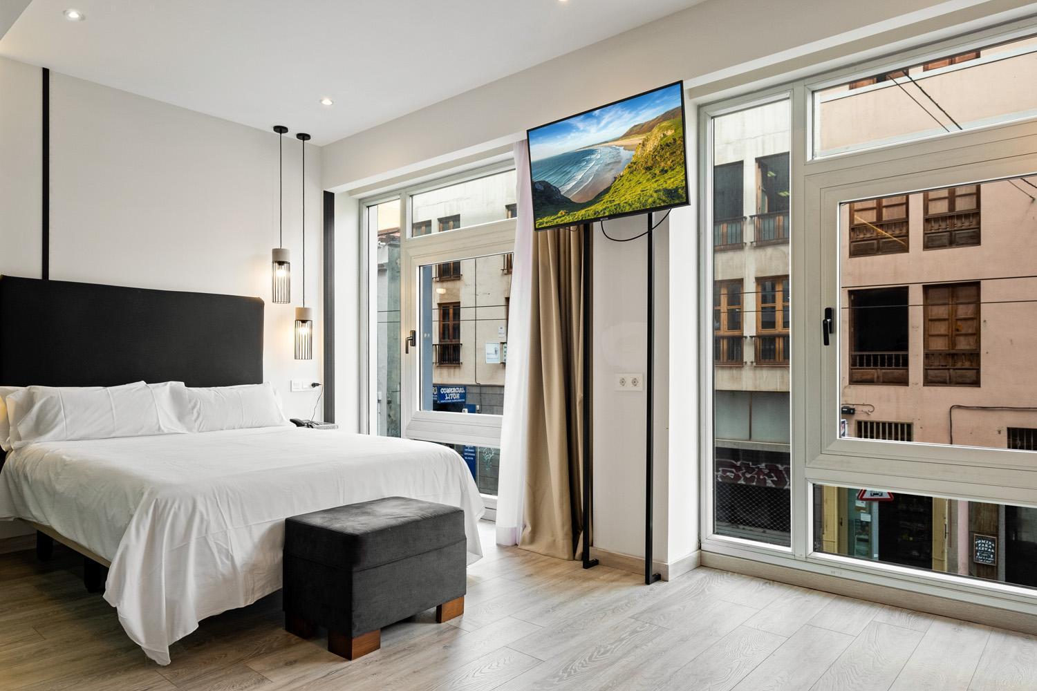 Double Room,1284799840:JPEG