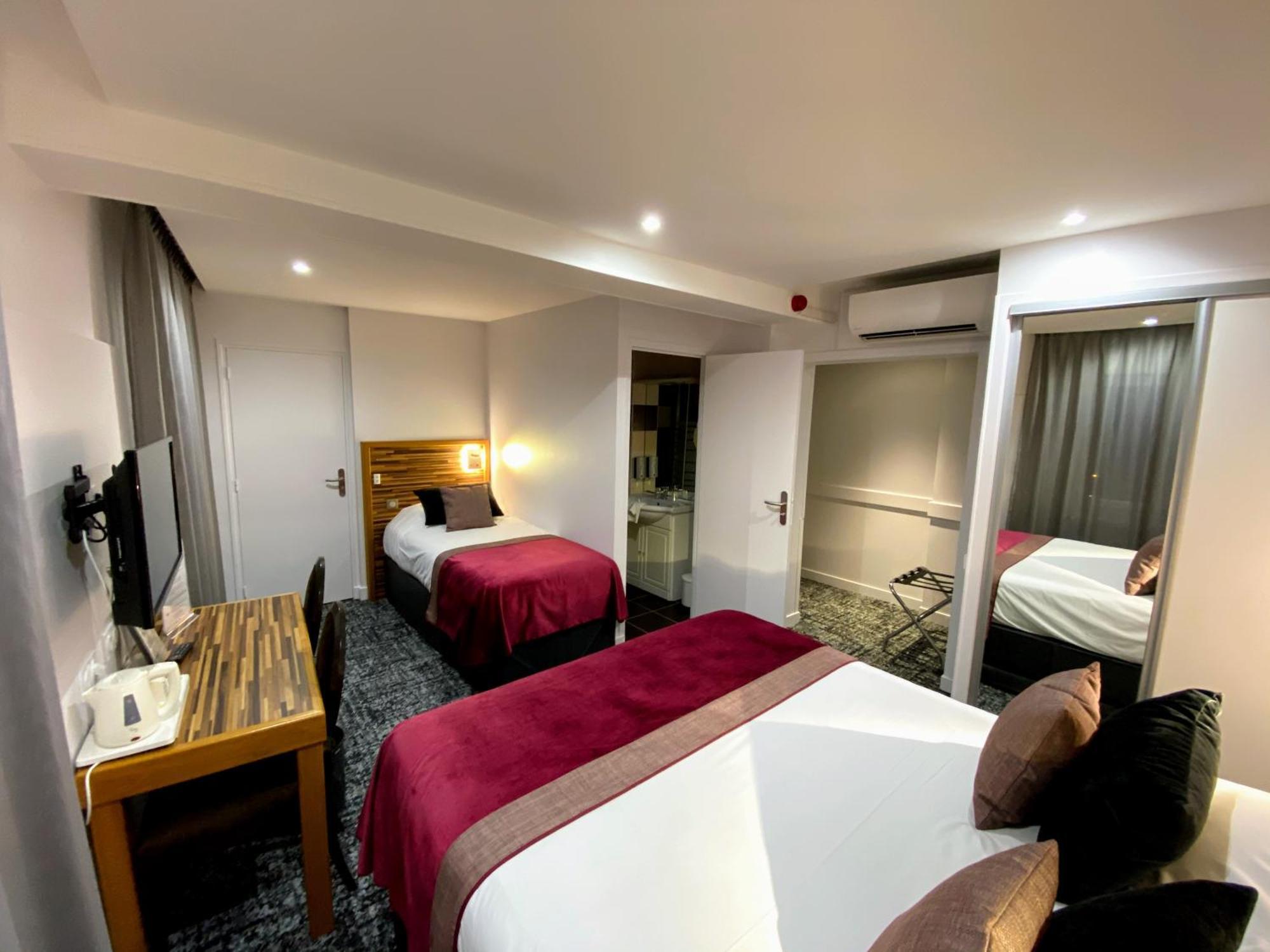 Comfort Triple Room
