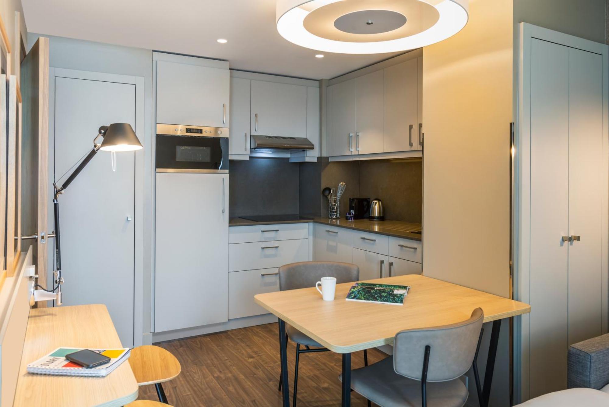 One-Bedroom Apartment
