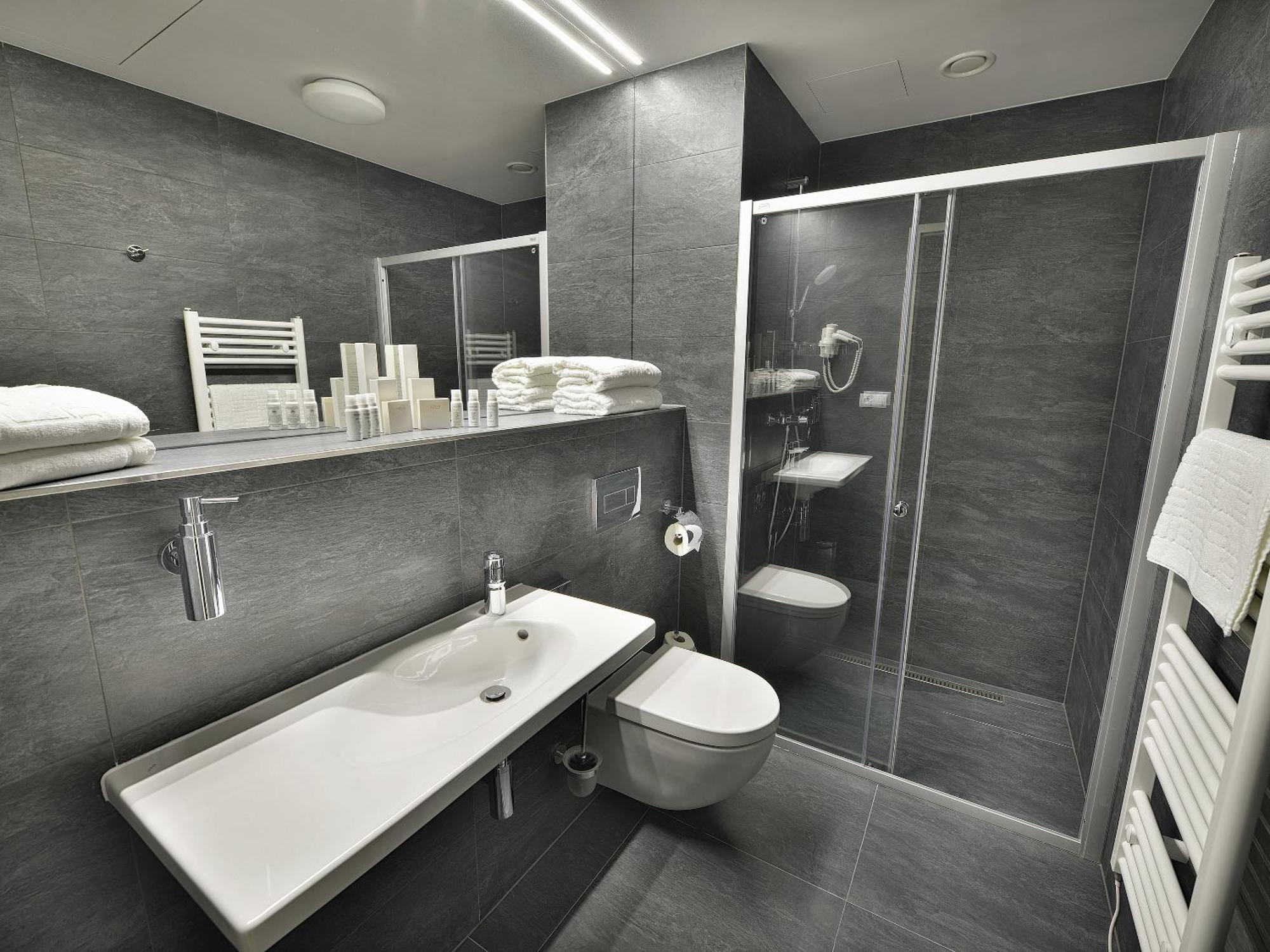 Double Room,1285221898:JPEG