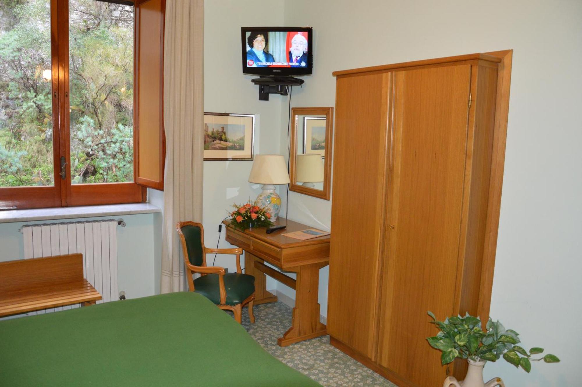 Double Room Courtyard View