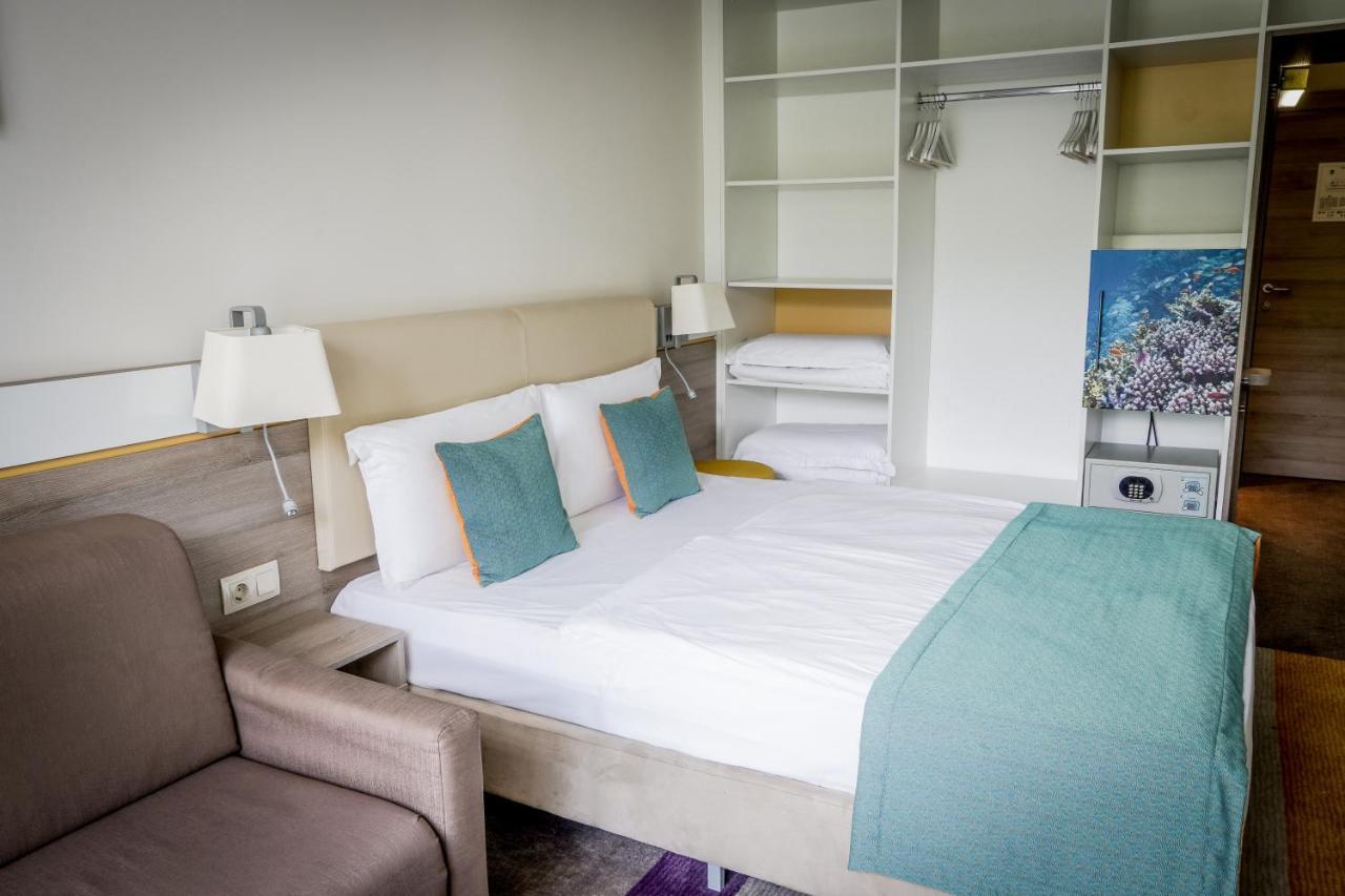 Twin Room Aquapark Access