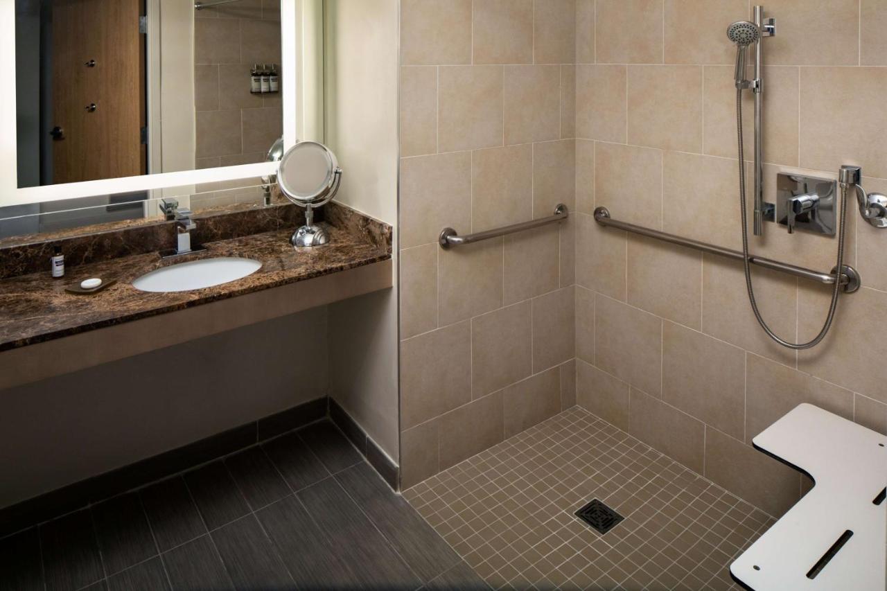 Queen Room Two Queen Beds Accessible Shower Disability Access
