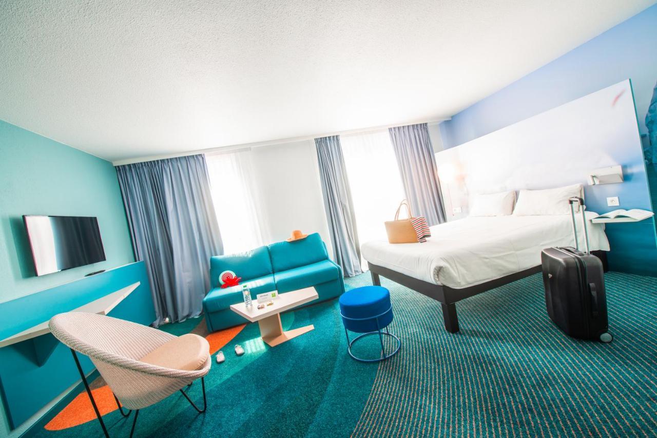 Suite Familiare Standard con 1 Letto Matrimoniale e Divano