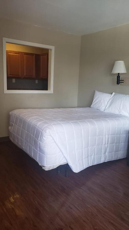Budget Single Room