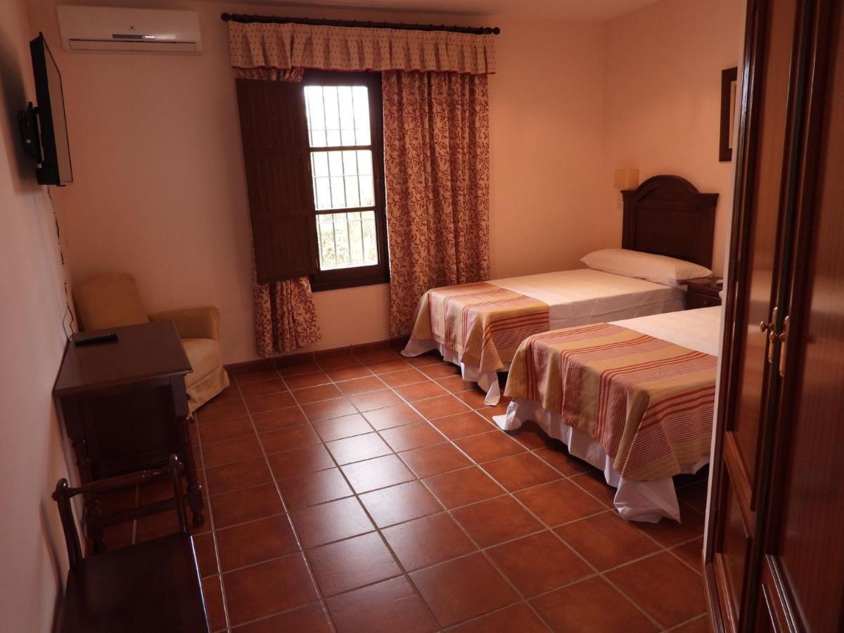 Twin Room,1292992507:JPEG