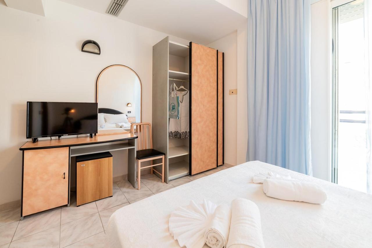 Double or Twin Room,1294017265:JPEG
