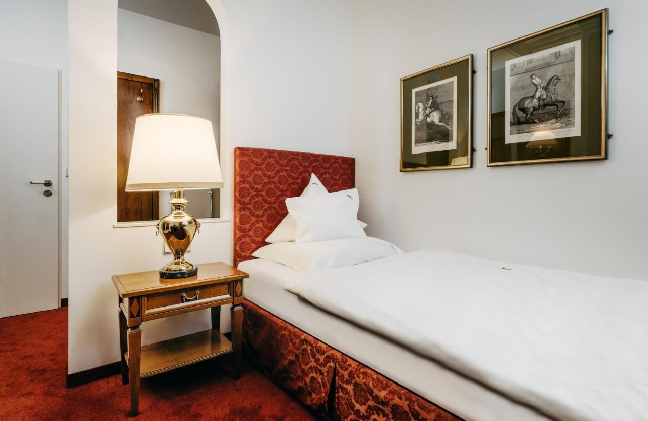 Standard Single Room,1293182992:JPEG