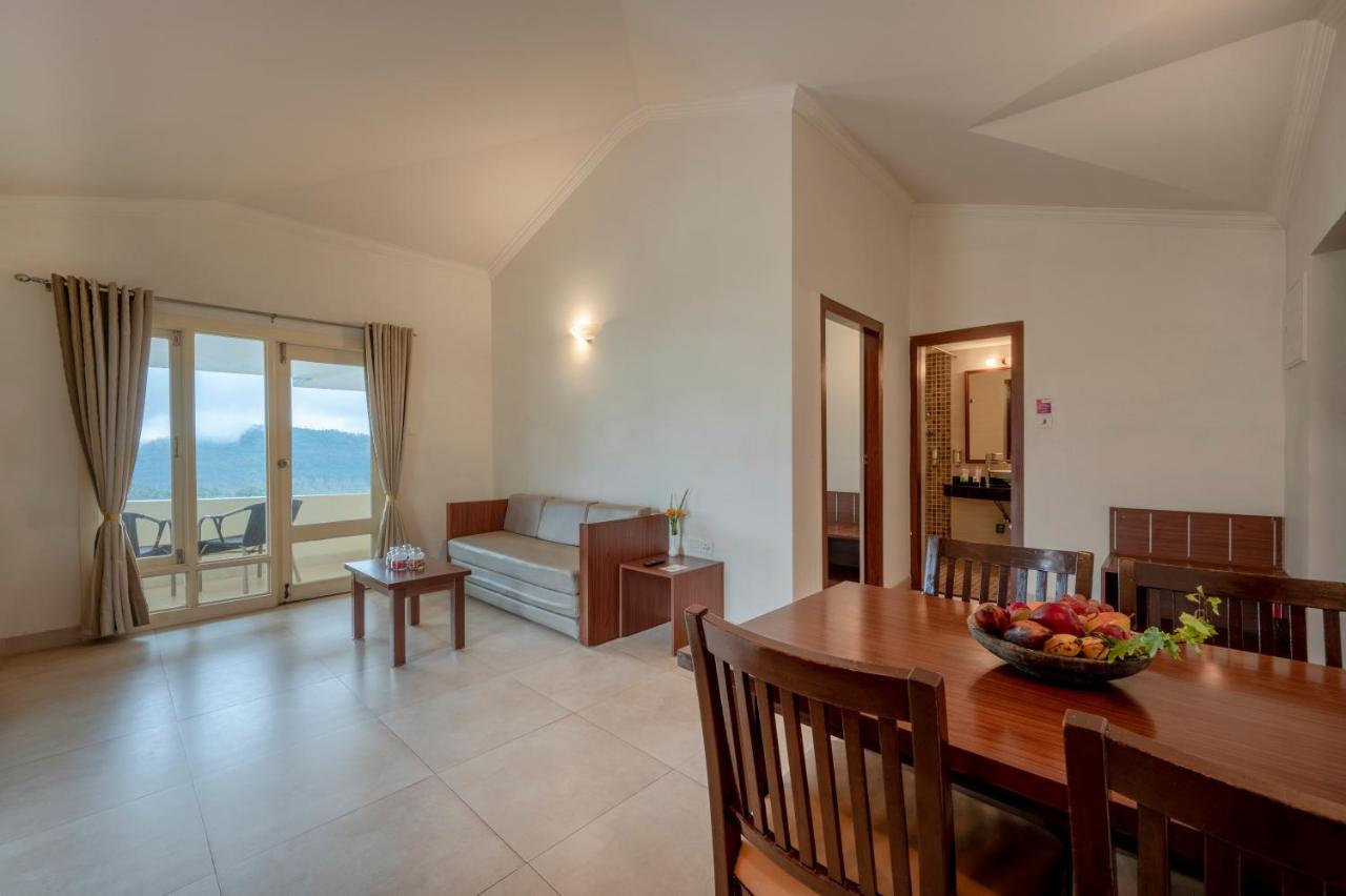 Valley View Privilege Suite With Balcony