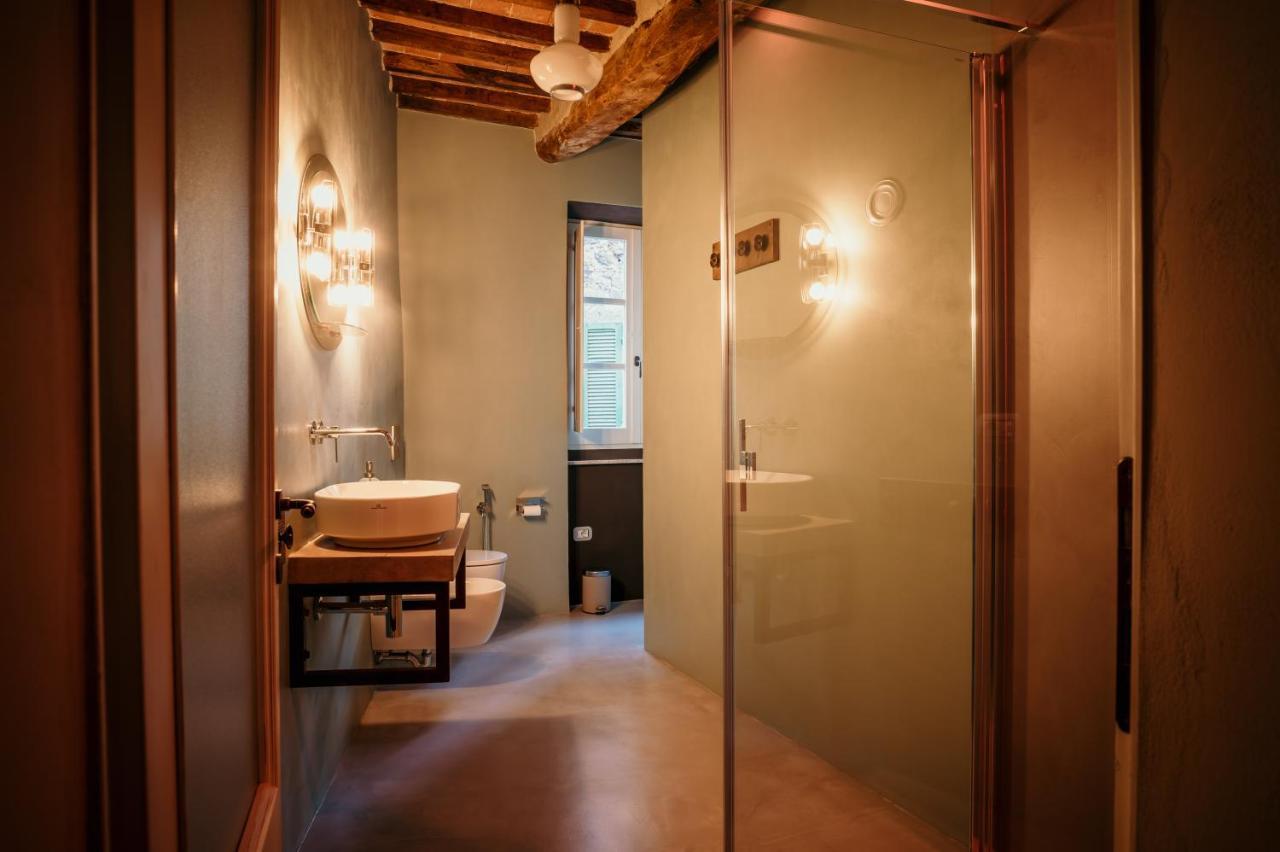 Deluxe Double Room Bath