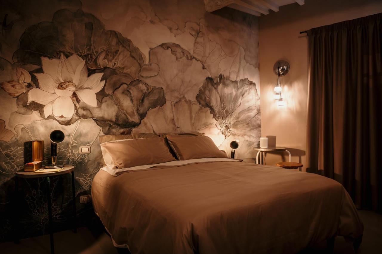 Deluxe Double Room Bath