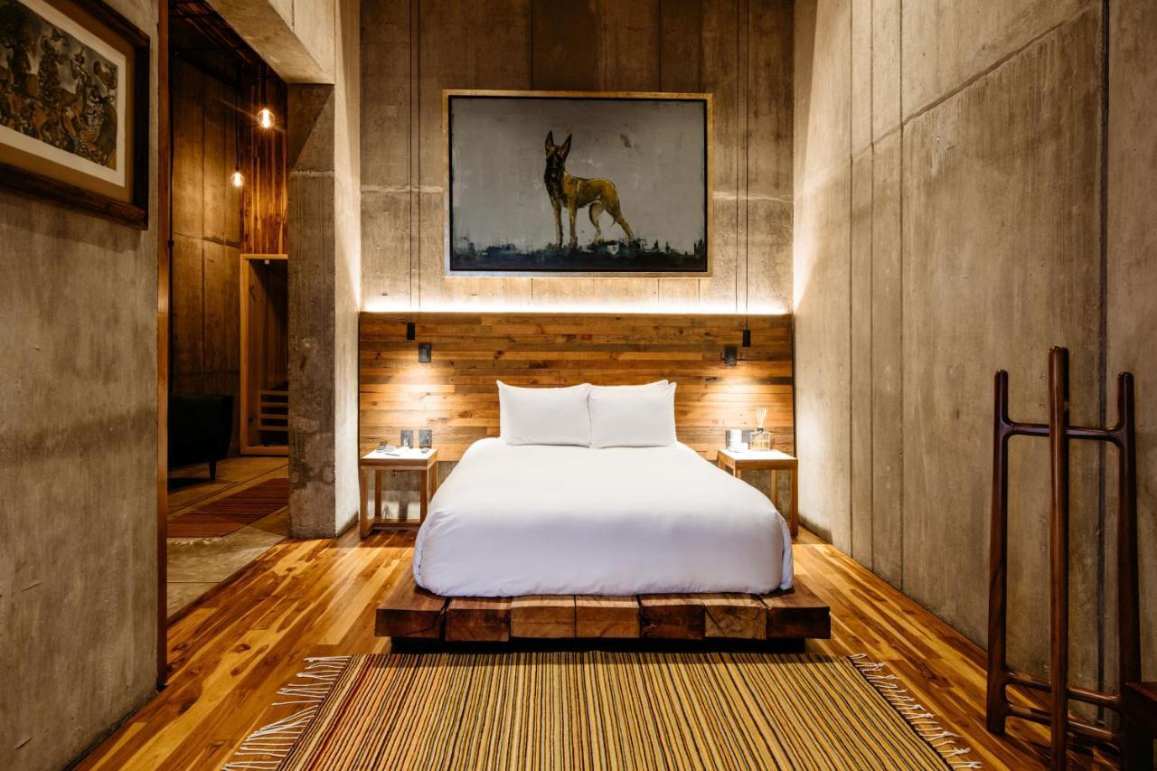 Deluxe Room,1649874917:JPEG