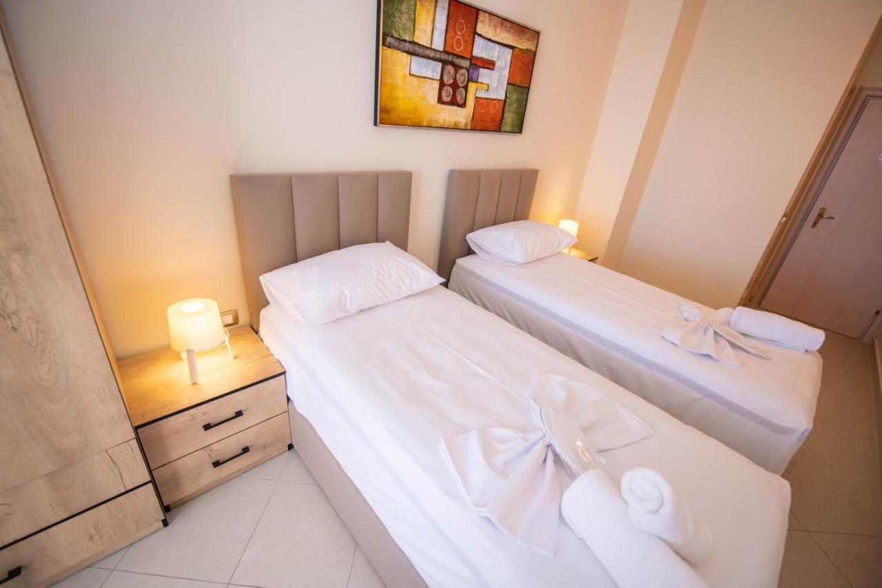 Double or Twin Room Sea View