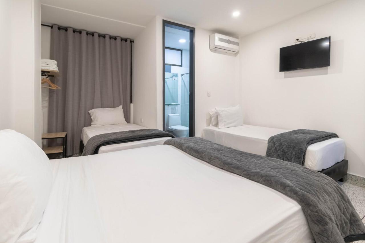 Quadruple Room,1300484671:JPEG
